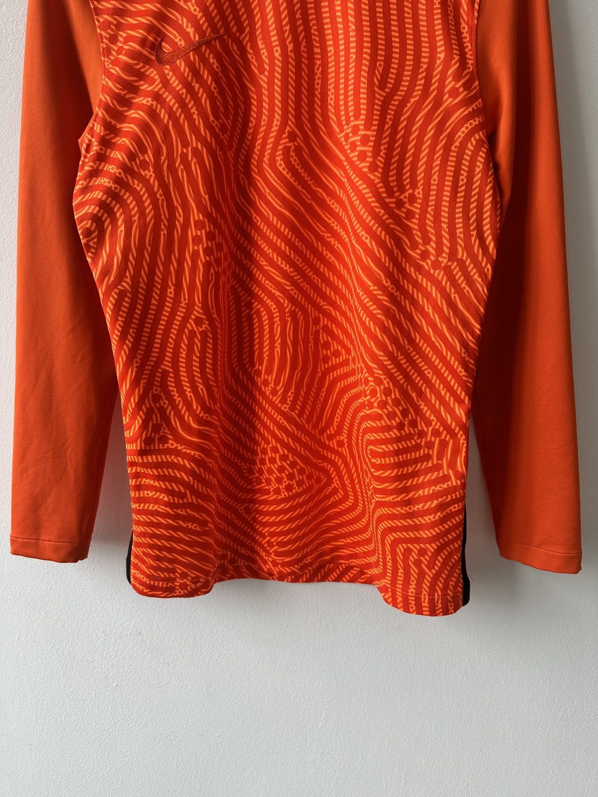 Nike Nike Dri-FIT Orange Long Sleeve Shirt, Size M, Athletic Fit Size US M / EU 48-50 / 2 - 5 Thumbnail