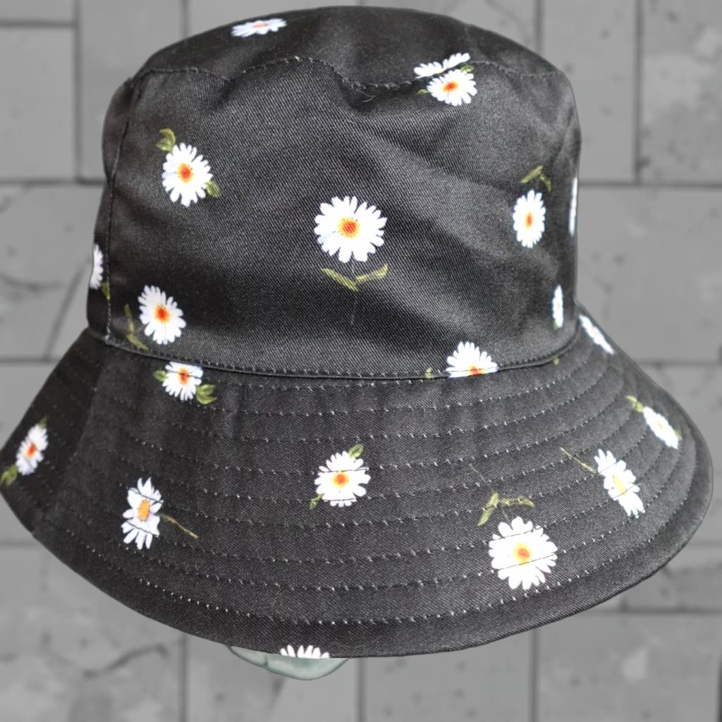 Alice + Olivia Alice + Olivia Womens Bucket Hat Reversible Stacey Bendet NEW Blue Black Size S Size ONE SIZE - 1 Thumbnail