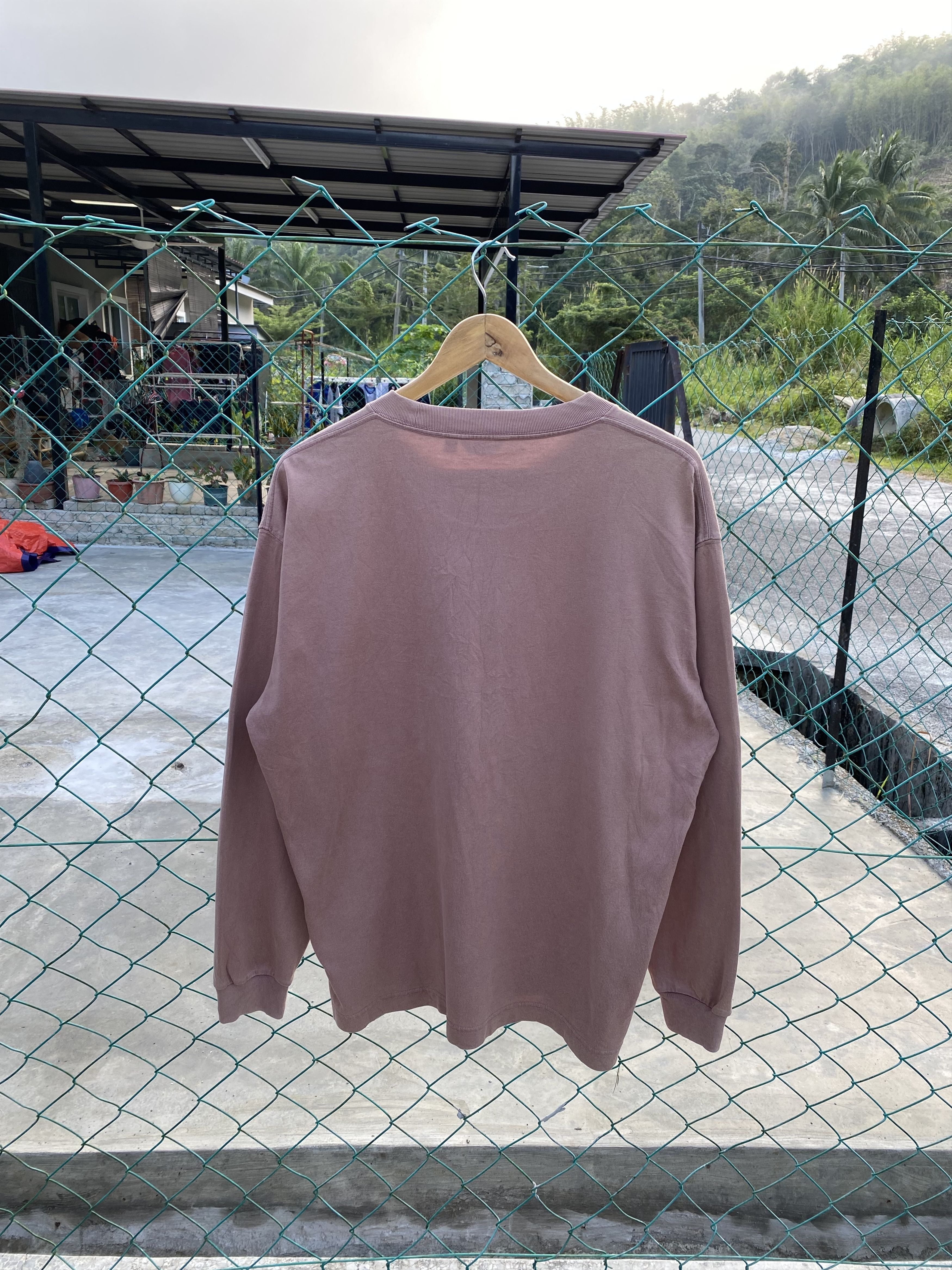 Japanese Brand × Uniqlo Uniqlo U single pocket long sleeve tees Size US L / EU 52-54 / 3 - 2 Thumbnail