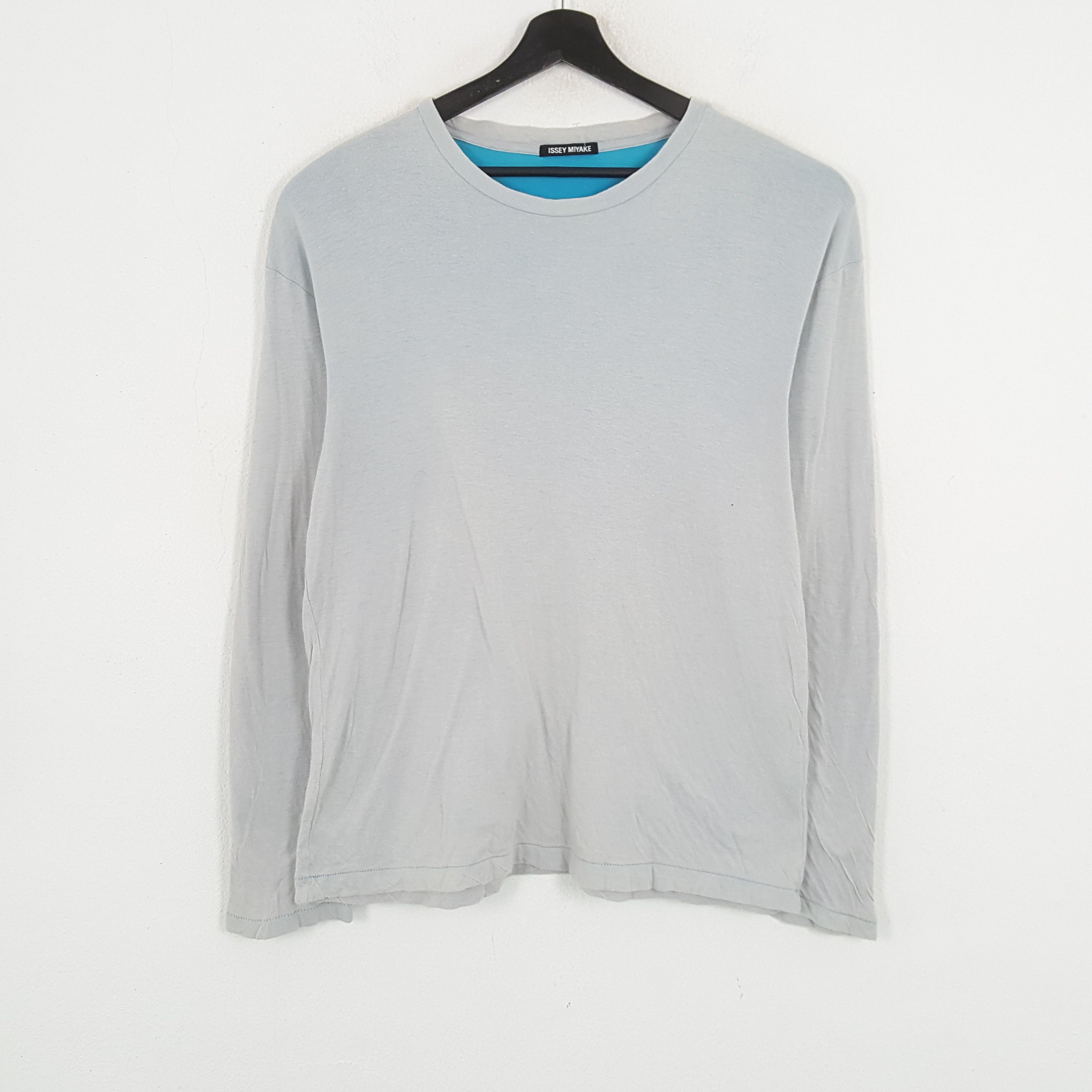 ISSEY MIYAKE Japanese Fashion Designer Tshirt