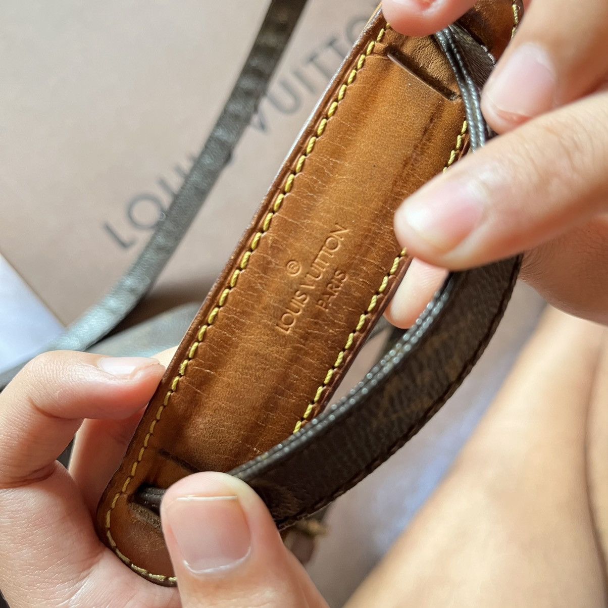 Louis Vuitton VINTAGE LOUIS VUITTON DANUBE CROSSBODY BAG SL0062 Size ONE SIZE - 3 Thumbnail