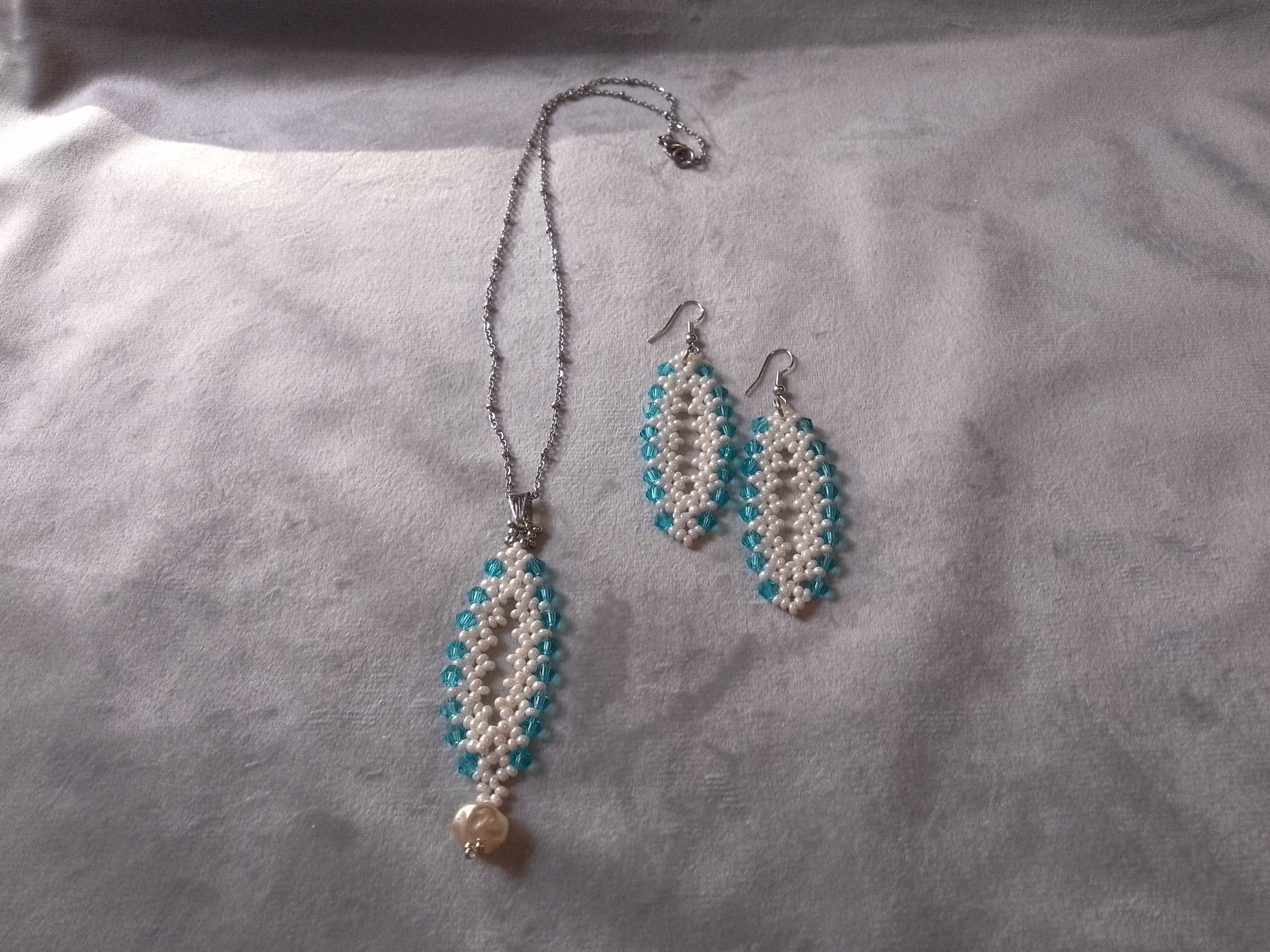 Handmade Necklace pendant earrings ivory glass, pearl, blue crystals Size ONE SIZE - 7 Thumbnail