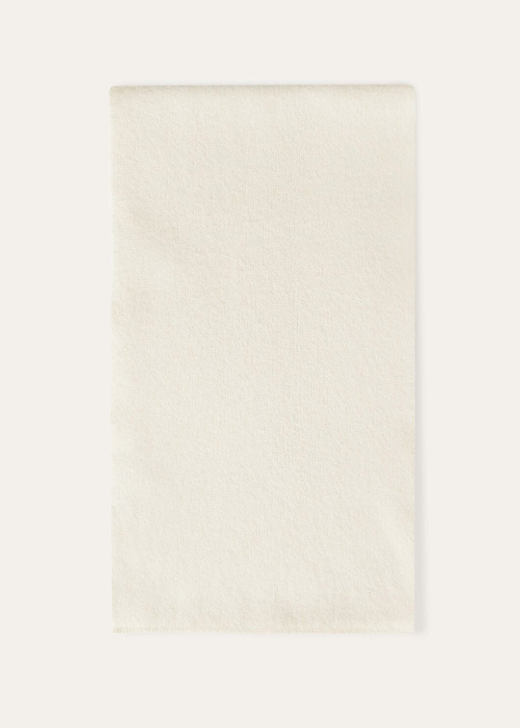 Loro Piana o1w1db10725 FAO4662 Size: OS / Alpe Bors Scarf in White Size ONE SIZE - 1 Thumbnail