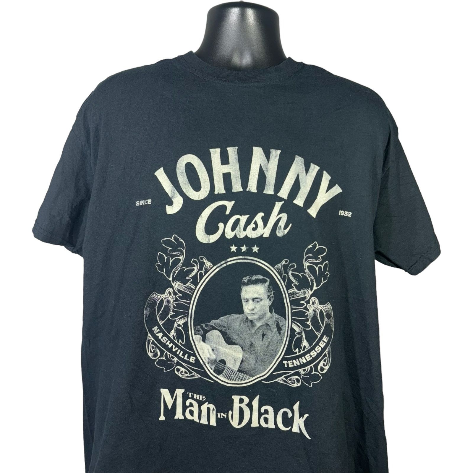 CASH CA Johnny Cash The Man In Black Tee Size US XL / EU 56 / 4 - 2 Thumbnail