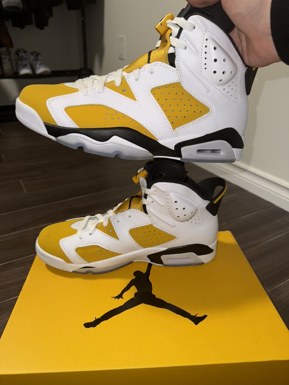 Jordan Brand Jordan 6 Retro “Yellow Ochre” (size10) Size US 10 / EU 43 - 3 Thumbnail