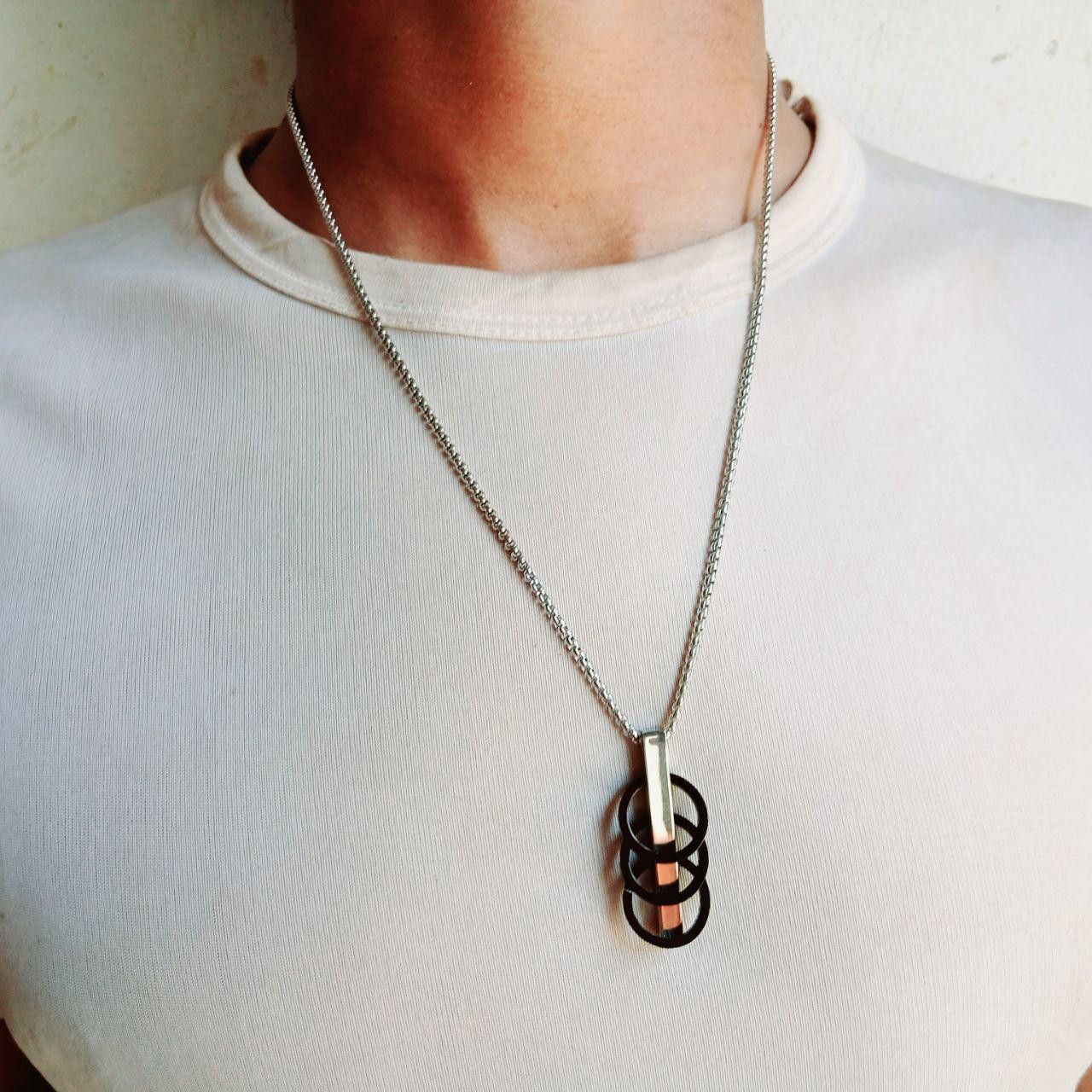 Other Silver Color Metal Chain Pendant Necklace Size ONE SIZE - 3 Thumbnail