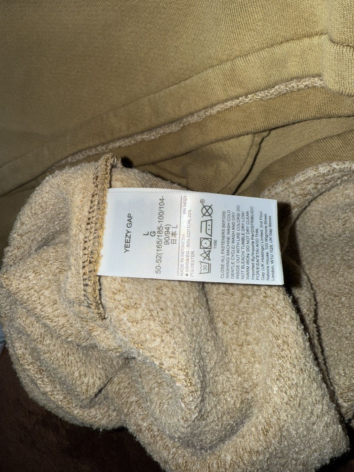 Balenciaga × Gap × Yeezy Bronze Fleece Yoke Tee Size US L / EU 52-54 / 3 - 5 Thumbnail