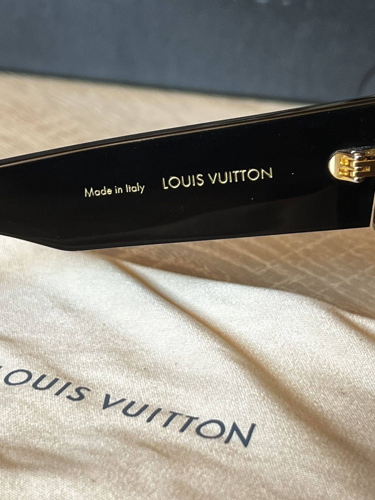 Louis Vuitton Cyclone Sunglasses Louis Vuitton. Size ONE SIZE - 6 Thumbnail