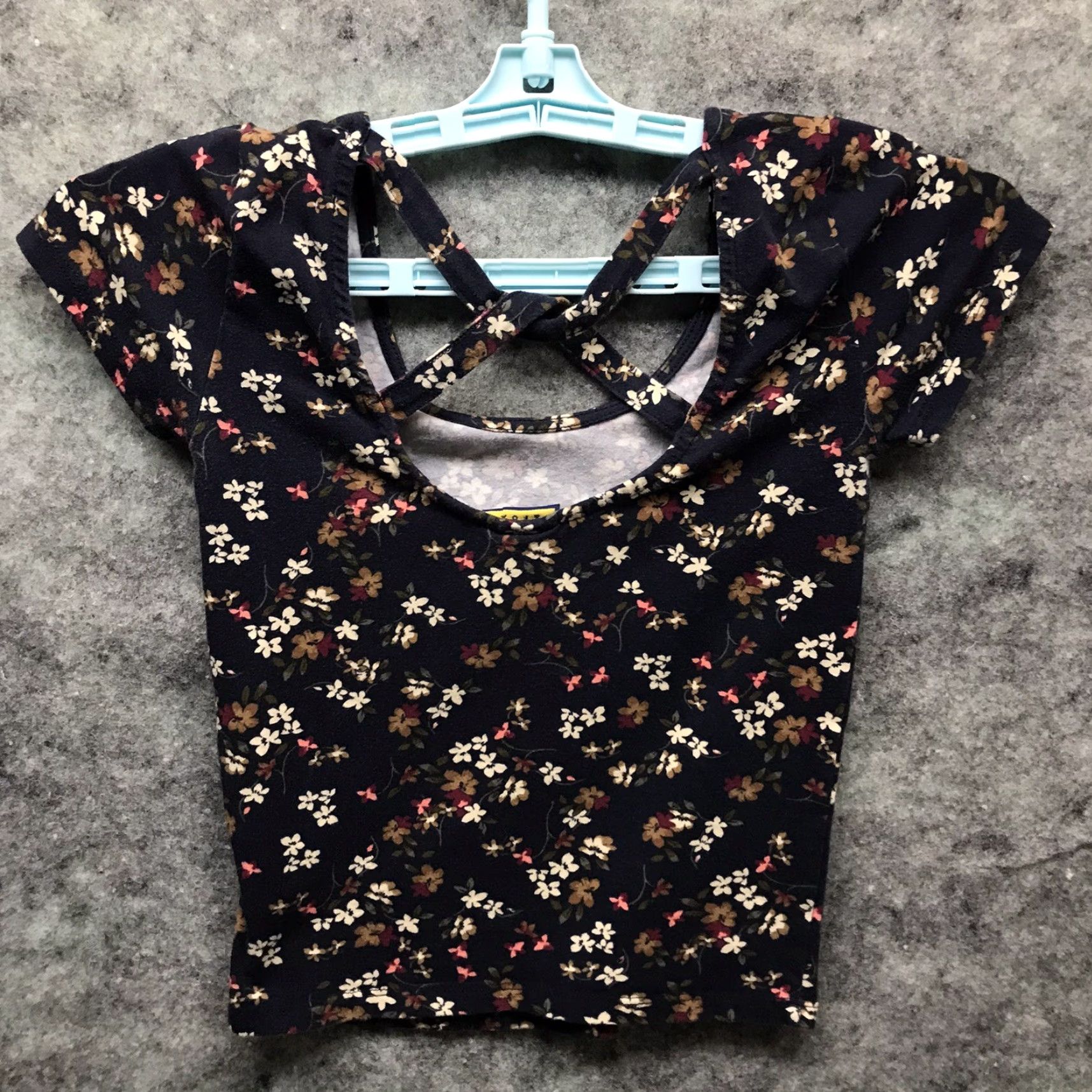 Aeropostale Prince & Fox Shirt Womens Extra Small Top Floral Print Criss Cross Back Size XS / US 0-2 / IT 36-38 - 6 Thumbnail