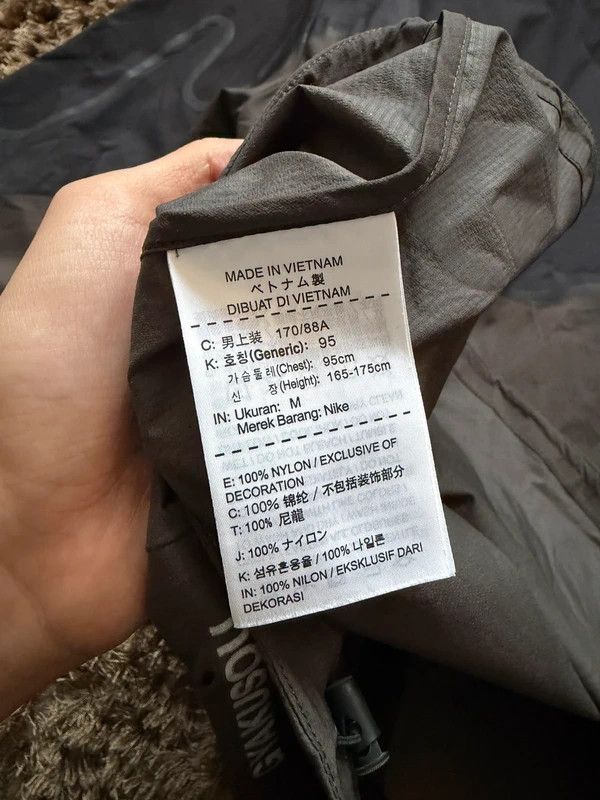 Nike × Undercover Gyakusou light jacket Size US M / EU 48-50 / 2 - 9 Thumbnail