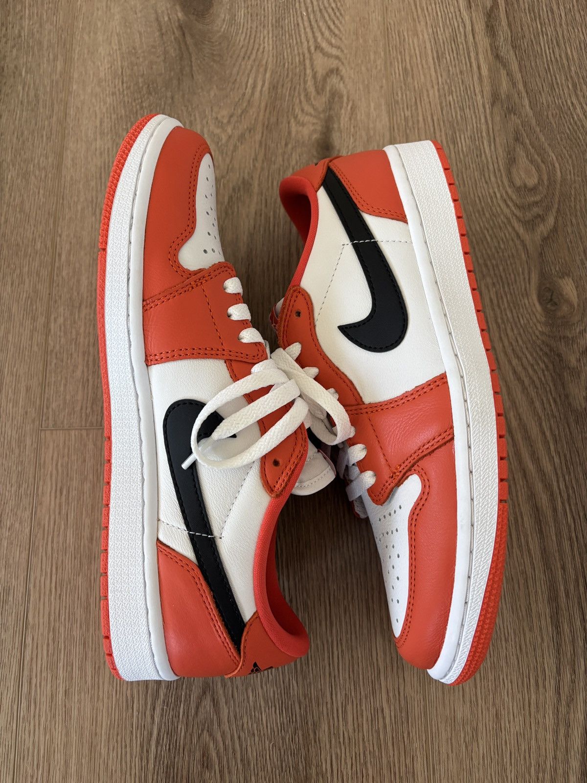 Jordan Brand × Nike Jordan 1 low OG Starfish Orange 2021 Size US 9 / EU 42 - 2 Thumbnail