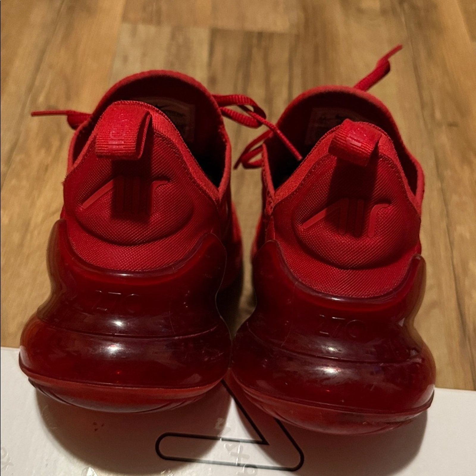 Nike Nike Air Max 270 Triple Red Size US 9.5 / EU 42-43 - 4 Thumbnail