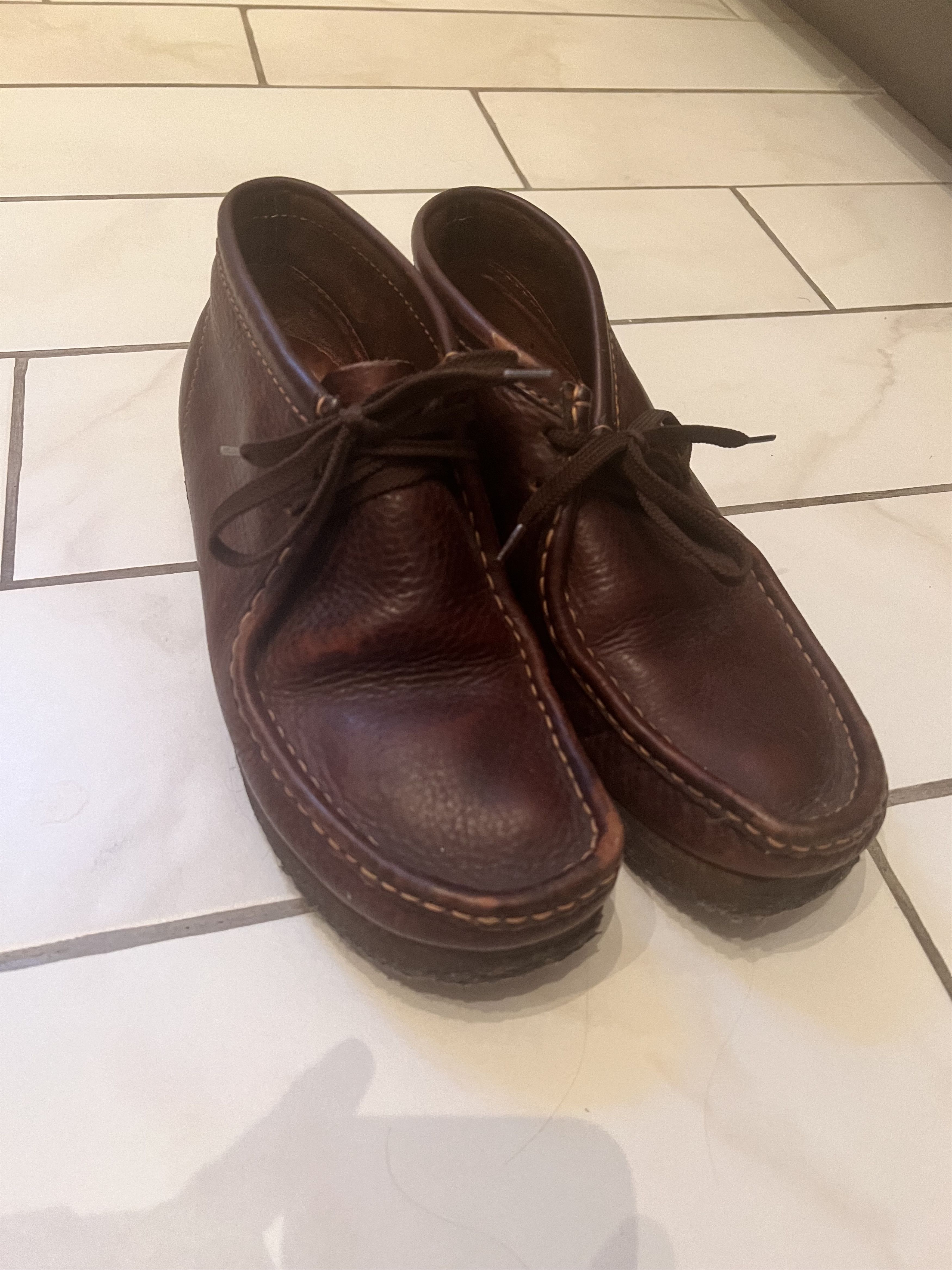 Clarks Clarks Waxed Leather Wallabee Size US 9.5 / EU 42-43 - 1 Thumbnail