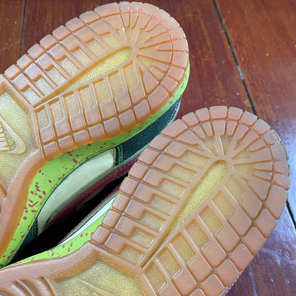 Nike SB Dunk Low Mosquito 2008 Size US 8.5 / EU 41-42 - 13 Thumbnail