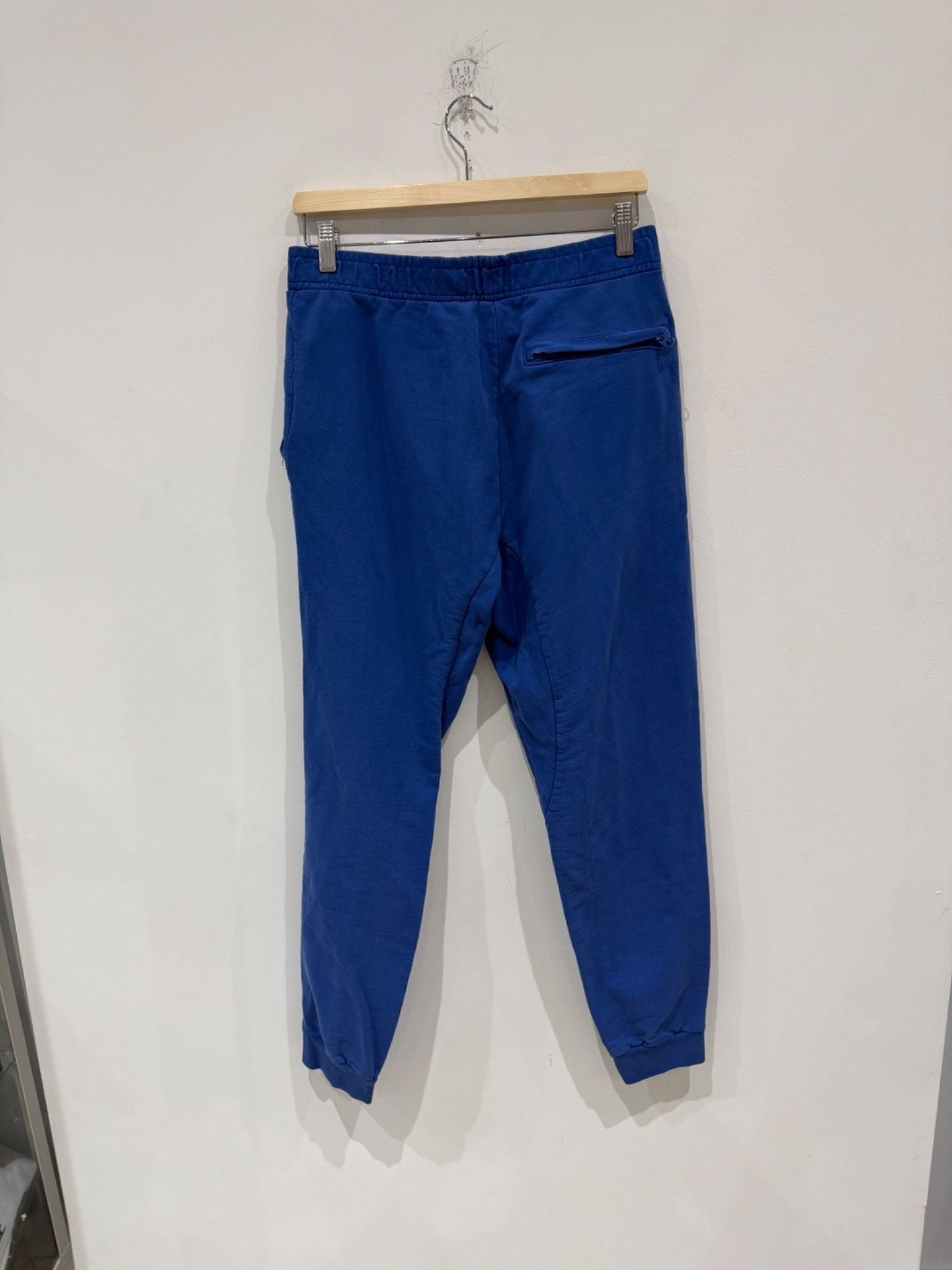 October's Very Own OVO Small Embroidered Owl Logo Sweatpants Blue Size US 34 / EU 50 - 5 Thumbnail