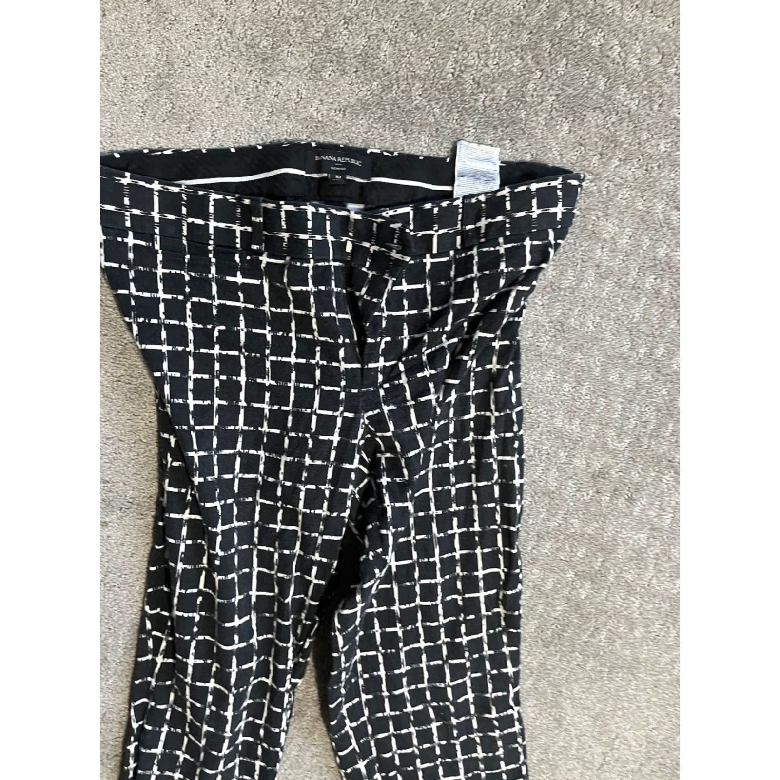Banana Republic Banana Republic Sloan Slim Plaid Black Ankle Pants Size 10 Women Cropped Slimming Regular 25 in Inseam Size 32" / US 10 / IT 46 - 2 Thumbnail