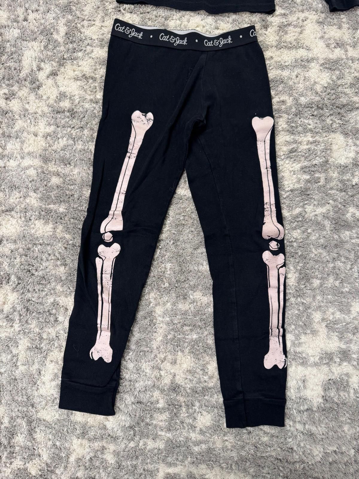Other Cat & Jack Boys Pajama Set Size 8 Black Skeleton Halloween Size ONE SIZE - 2 Thumbnail
