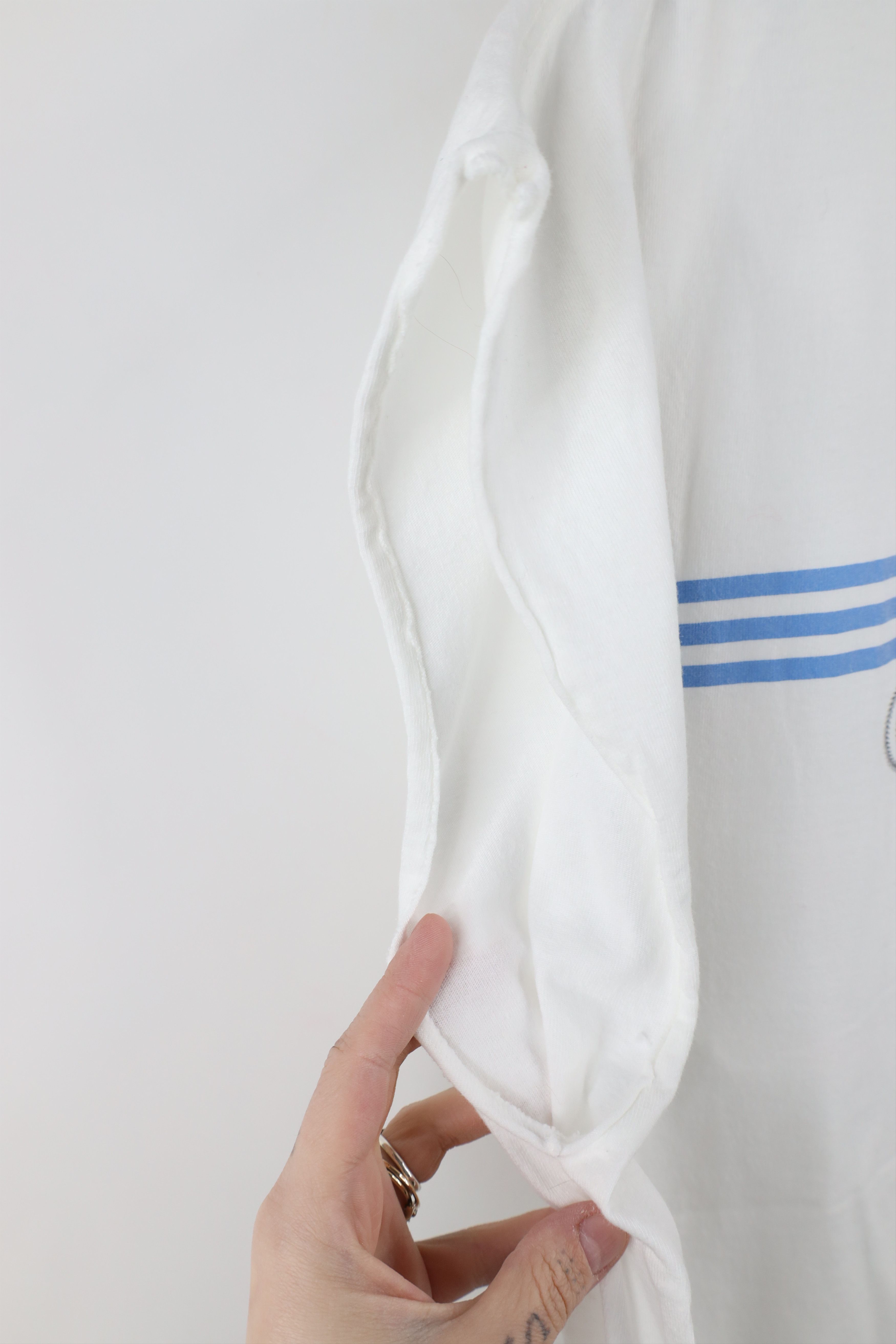 Adidas × Vintage Vintage 90s Adidas Spell Out Cut Off Muscle T-Shirt White Size US XL / EU 56 / 4 - 6 Thumbnail