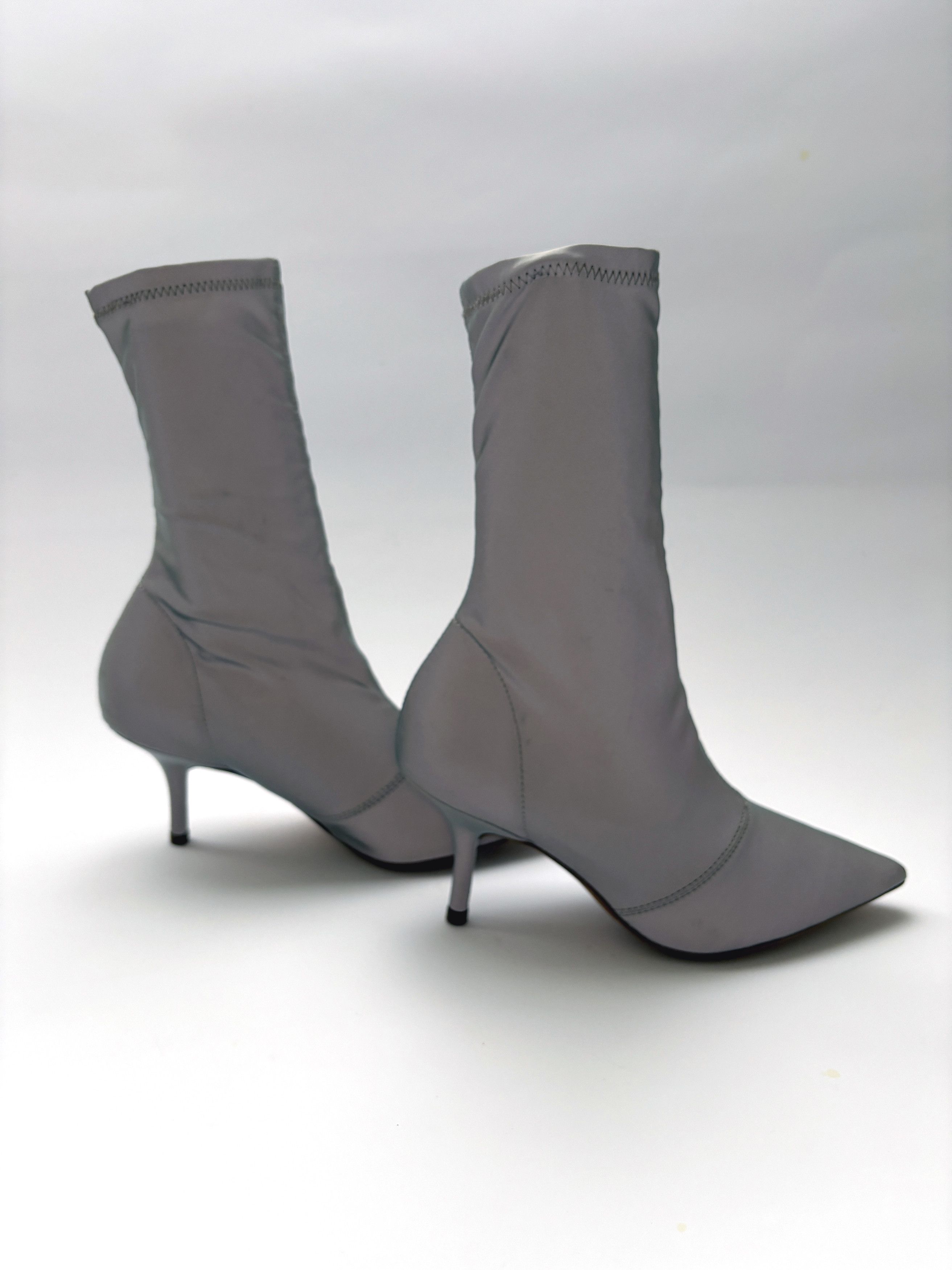 Yeezy ⚡️QUICK SALE⚡️Yeezy Season 7 Grey Ankle Sock Boots Size US 4 / IT 34 - 6 Thumbnail