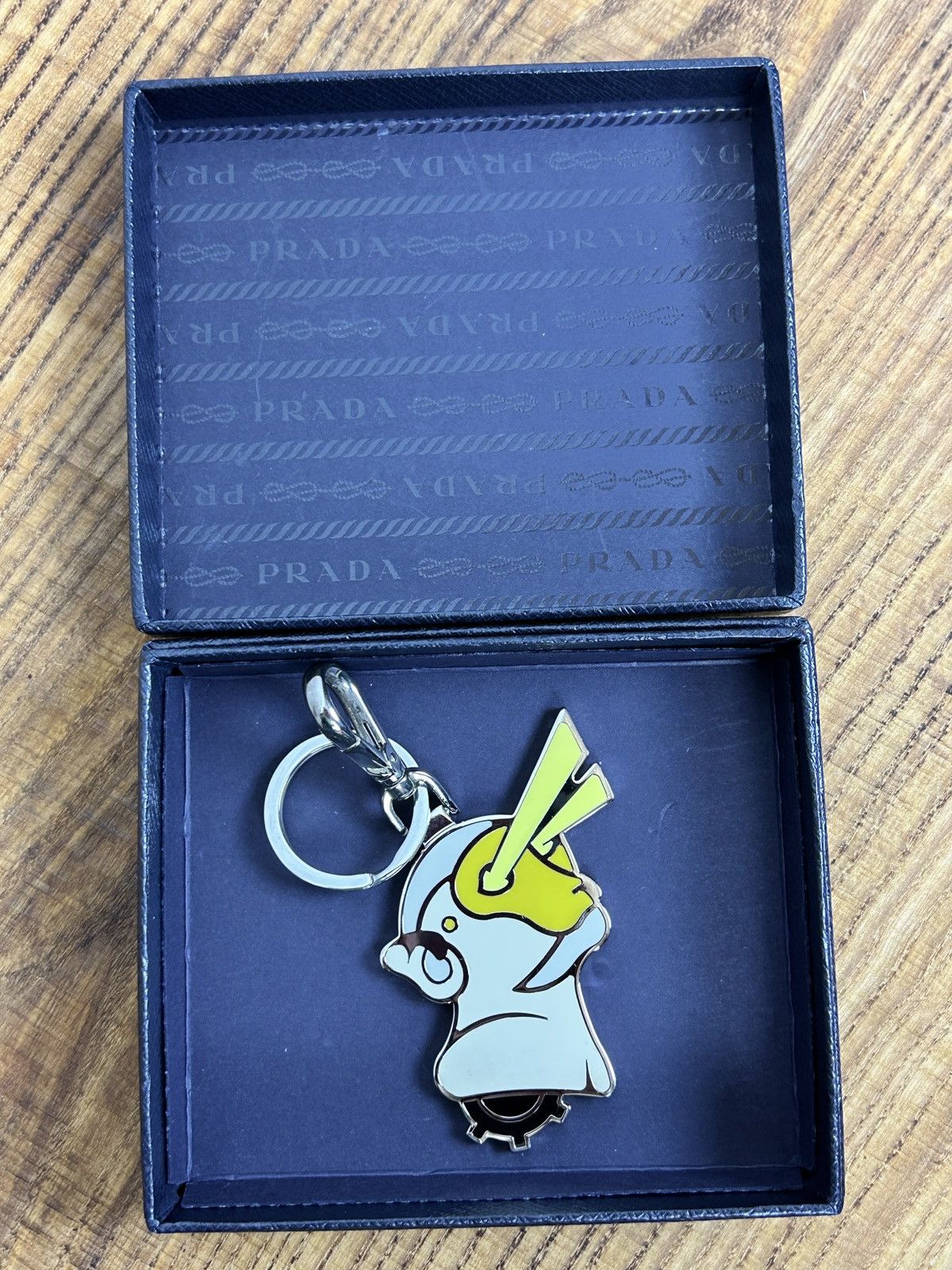 Prada Prada SS18 Monkey Robot Keychain Limited Edition Size ONE SIZE - 6 Thumbnail