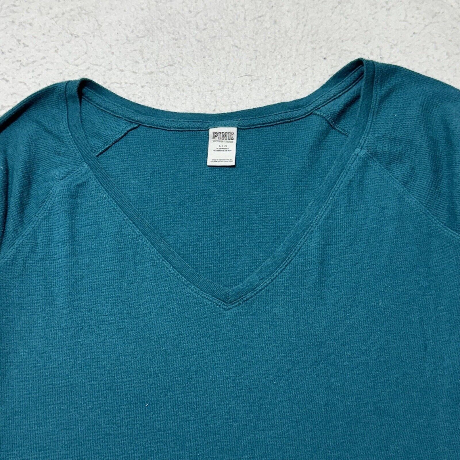 Victoria's Secret Victorias Secret Large V-Neck Teal Blue Sleepwear Shirt Size L / US 10 / IT 46 - 2 Thumbnail