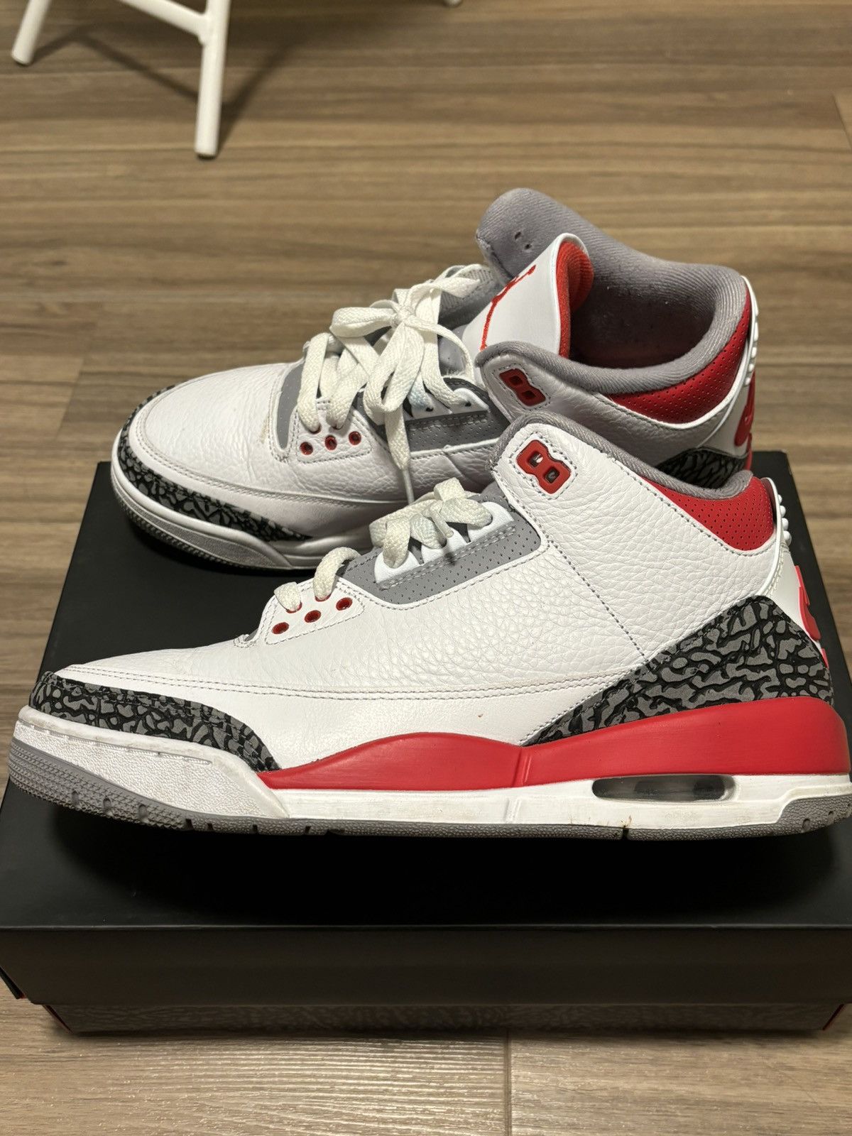 Jordan Brand Jordan 3 "Fire Red" Size US 9.5 / EU 42-43 - 5 Thumbnail
