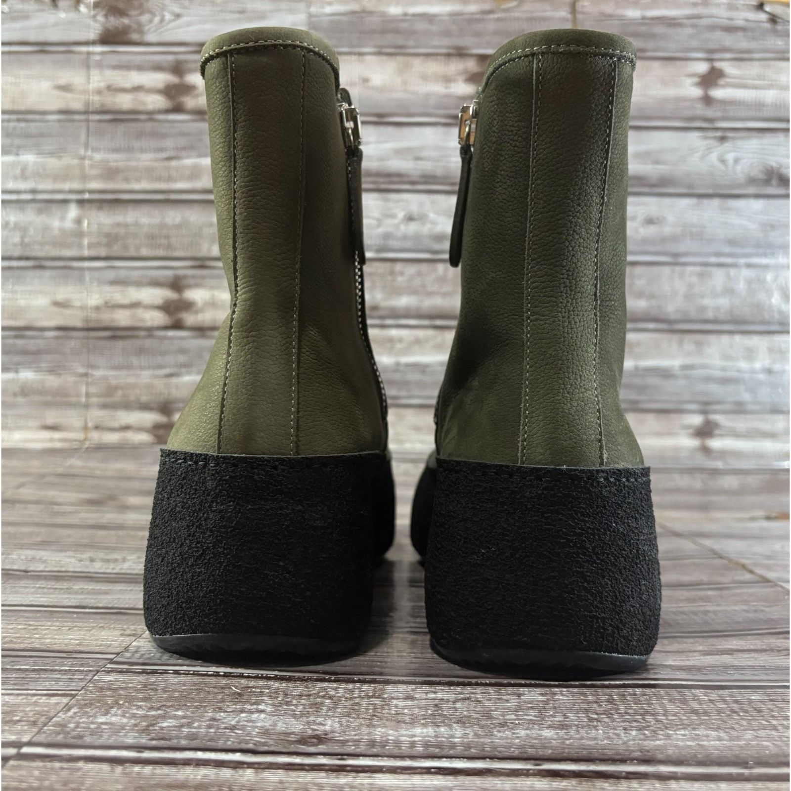 Russell & Bromley RUSSELL & BROMLEY Double Zip Flatform shearling Boot sz 41 U Size US 10 / IT 40 - 3 Thumbnail