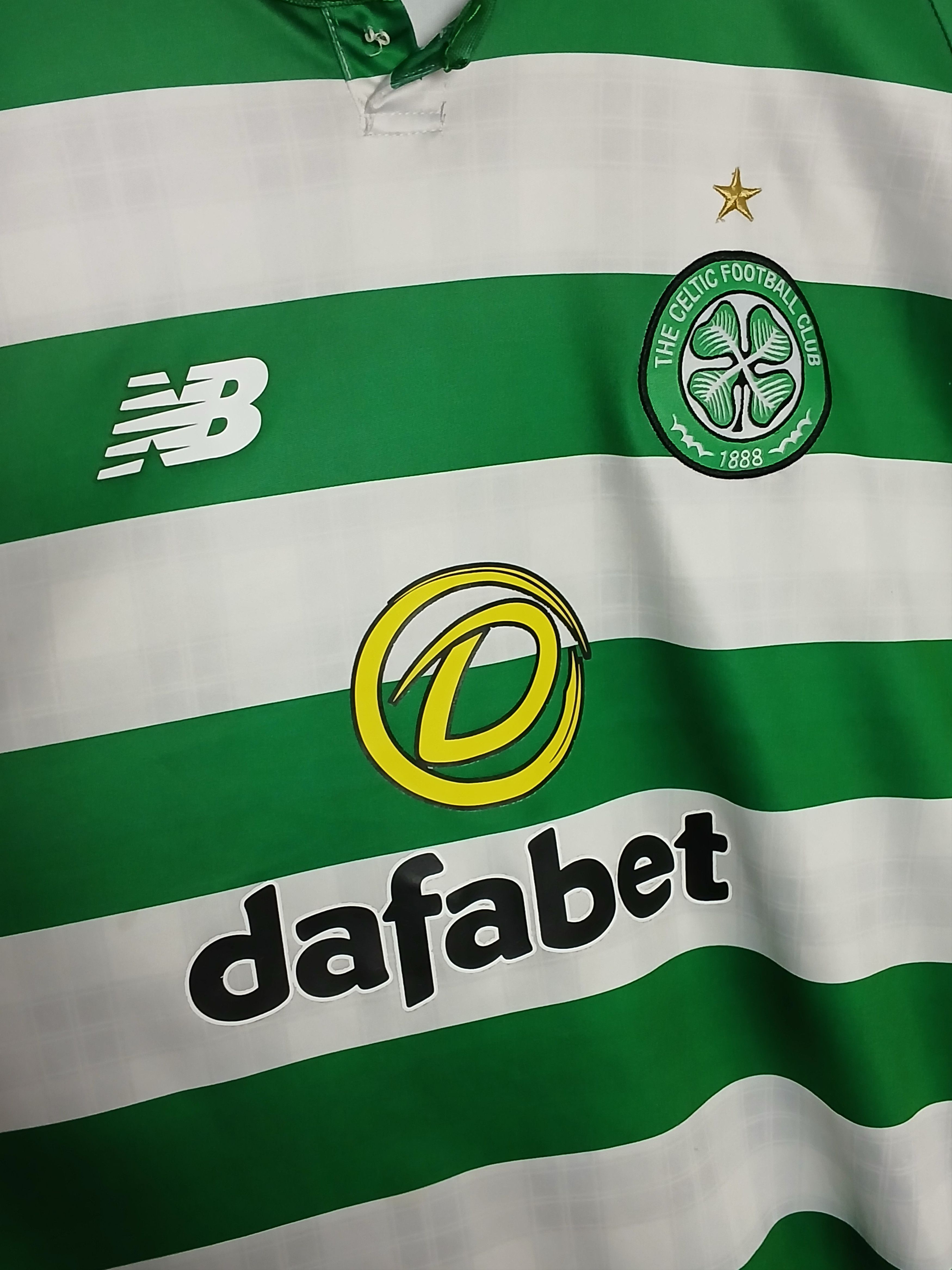 Other Celtic 18/19 Home Football Jersey T-Shirt Size US S / EU 44-46 / 1 - 3 Thumbnail