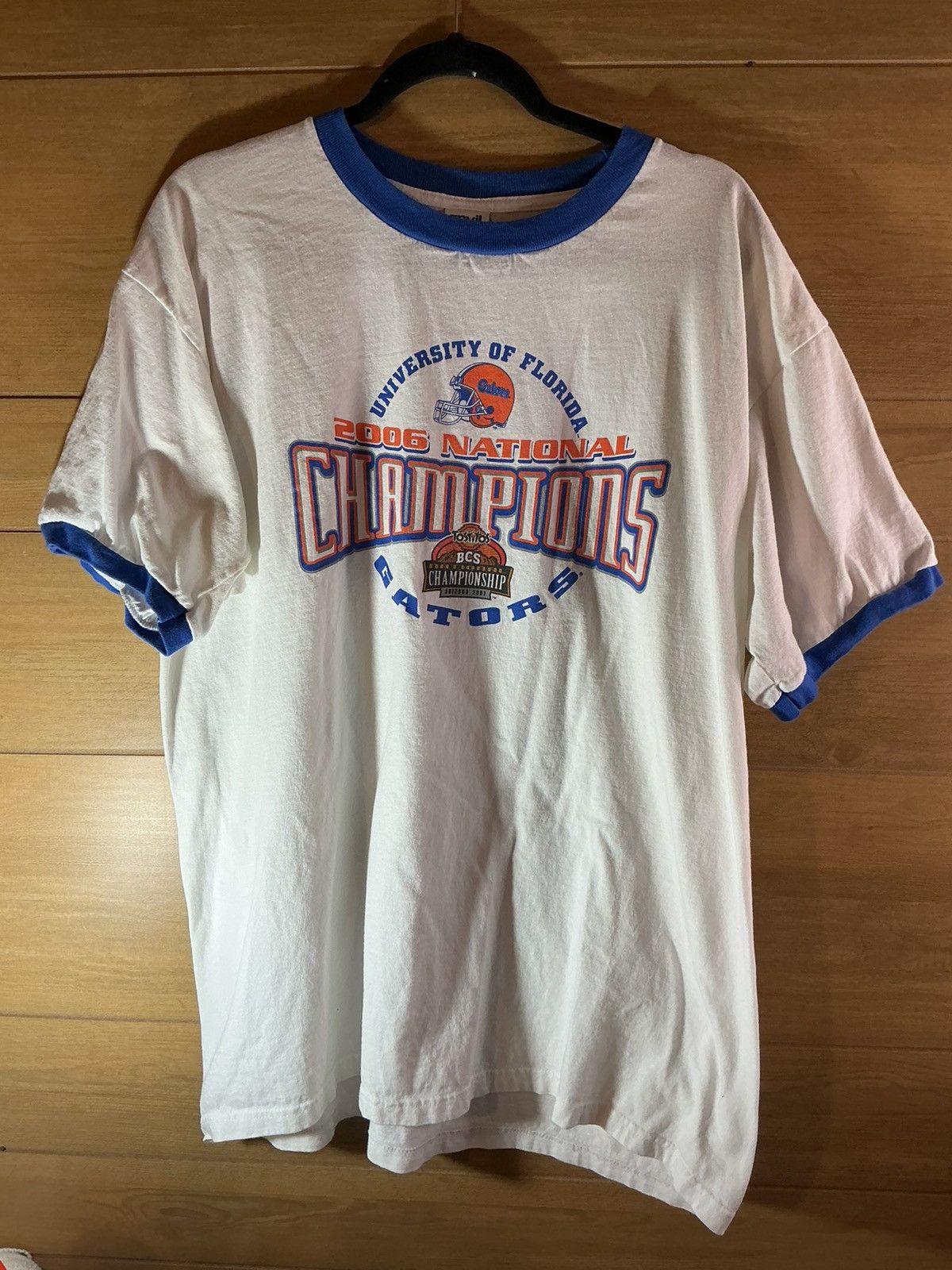 Anvil Anvil UF National Champions 2006 Men’s XL Blue Ringer Tee Size US XL / EU 56 / 4 - 1 Thumbnail