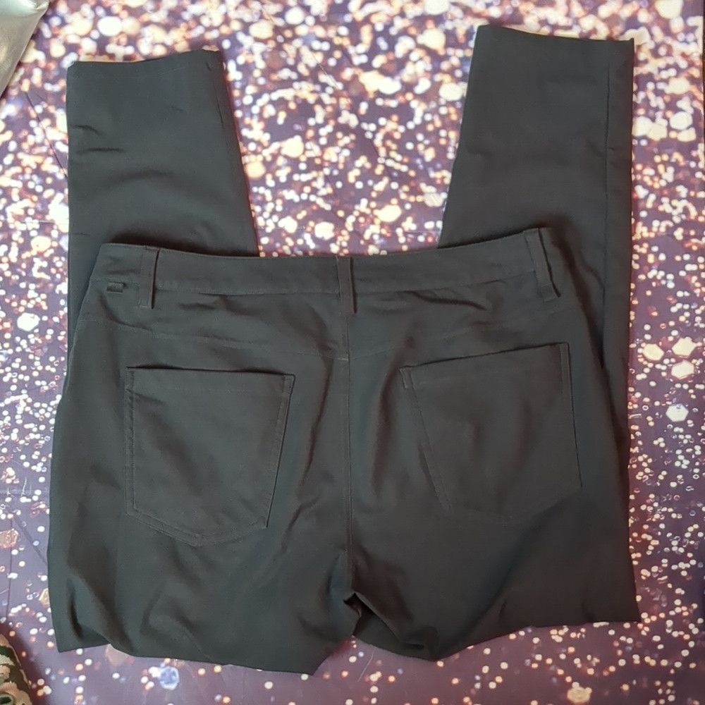 Lululemon Lululemon abc gray pants size 33 (waist 35") Size US 33 - 3 Thumbnail