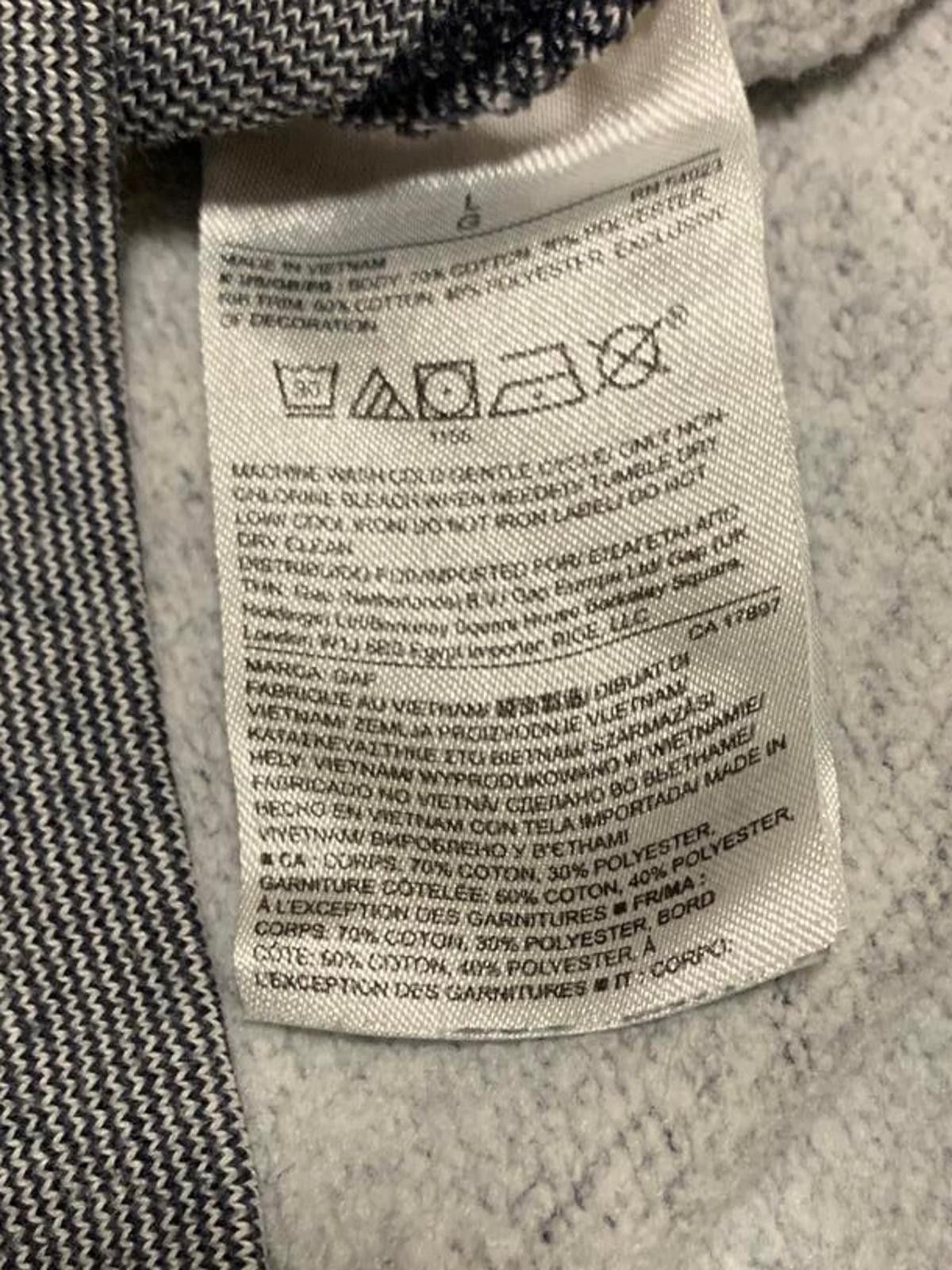 Gap GAP Men's Size Large Dark & Light Gray Crew Neck Sweatshirt Size US L / EU 52-54 / 3 - 10 Thumbnail