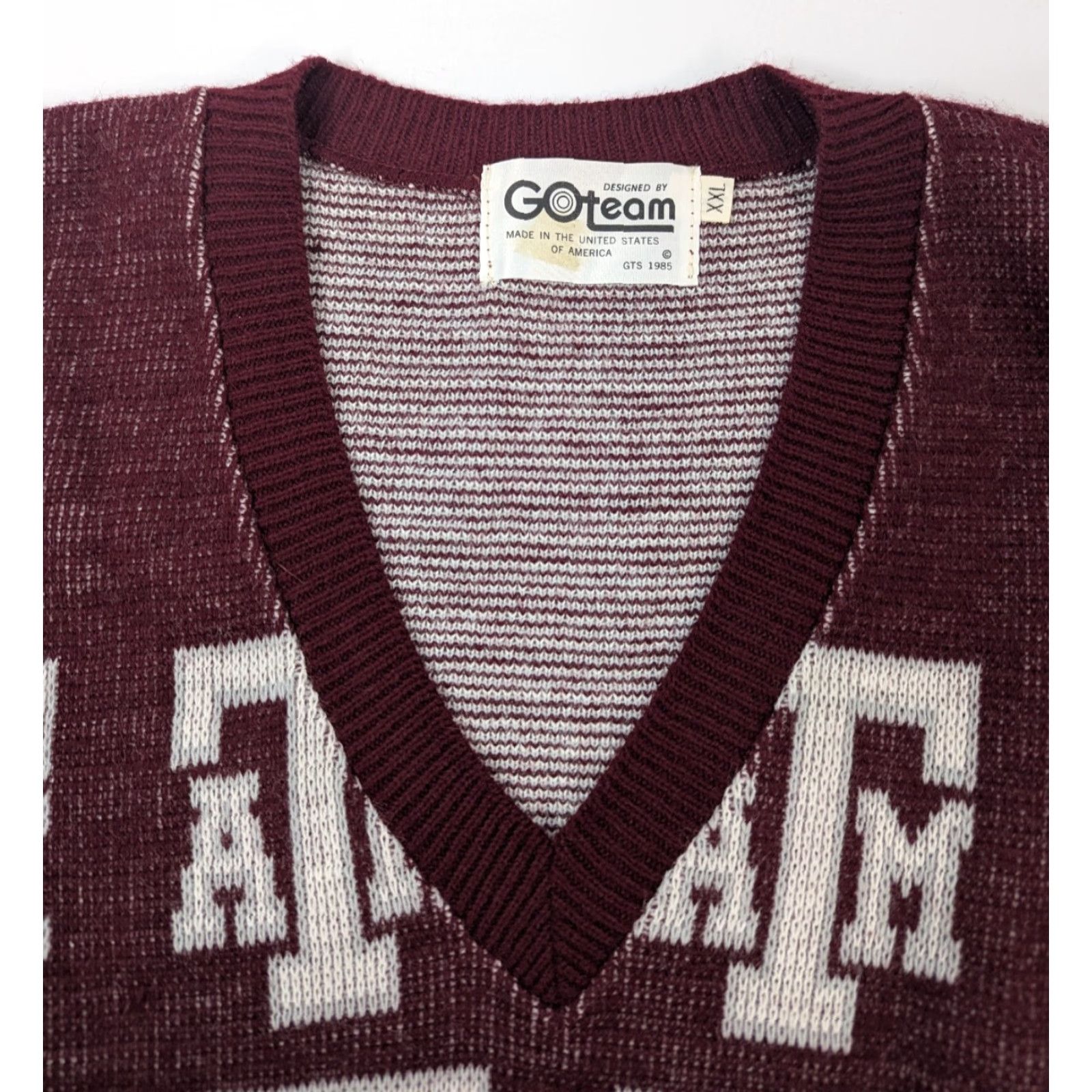 Vintage VINTAGE Texas A&M Burgundy Sweater Vest 2XL Go Team Shirt Boys Mens Womens Size US XXL / EU 58 / 5 - 6 Thumbnail
