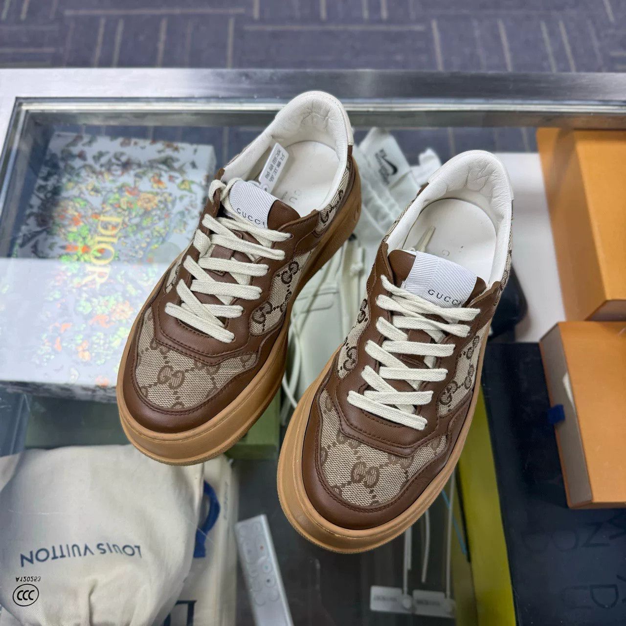 Gucci Gucci Biscuit Shoes Size US 4 / IT 34 - 1 Thumbnail