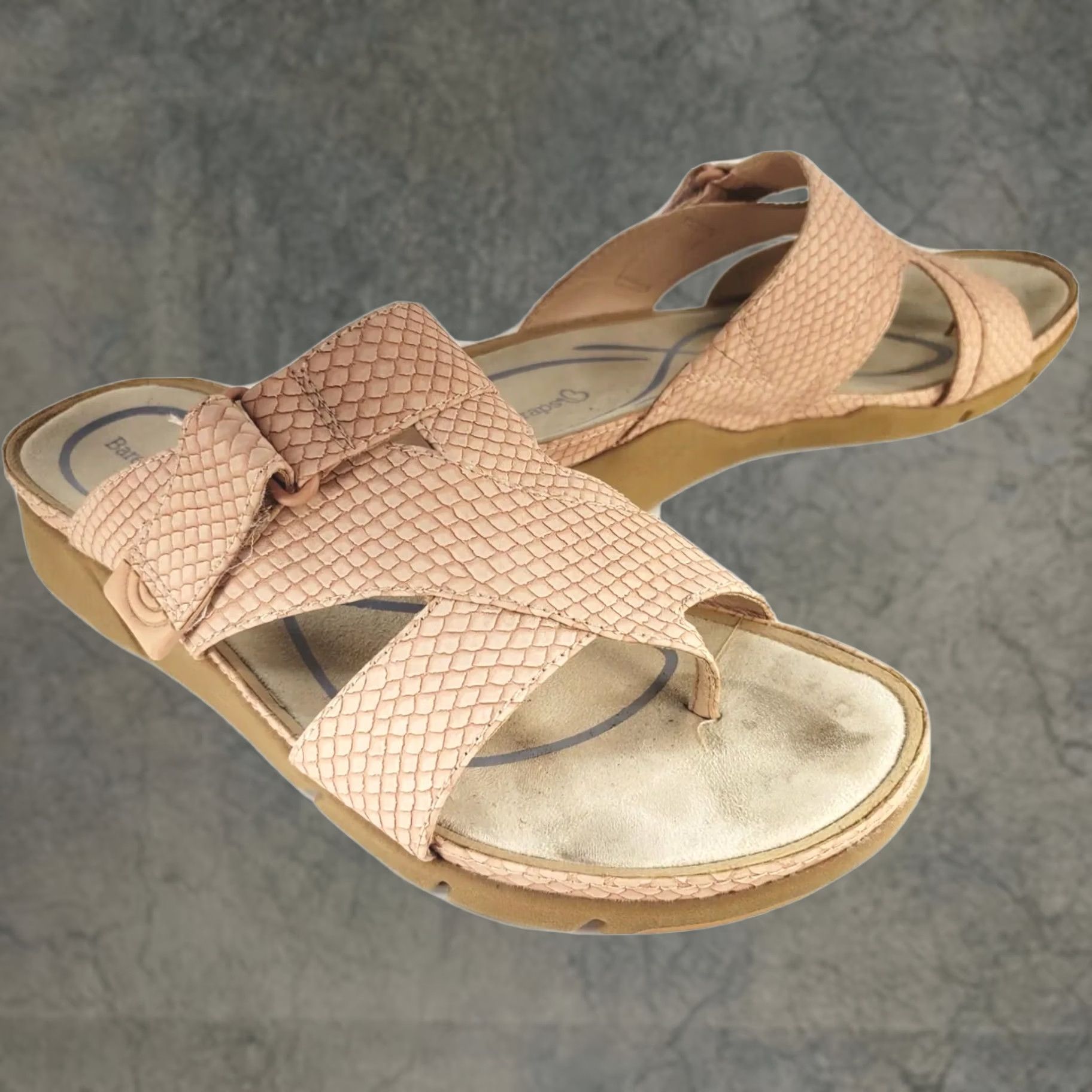 Vintage Baretraps Nalani Women's 9M Pink Reptile Casual Comfort Slide Sandals Size US 9 / IT 39 - 1 Thumbnail