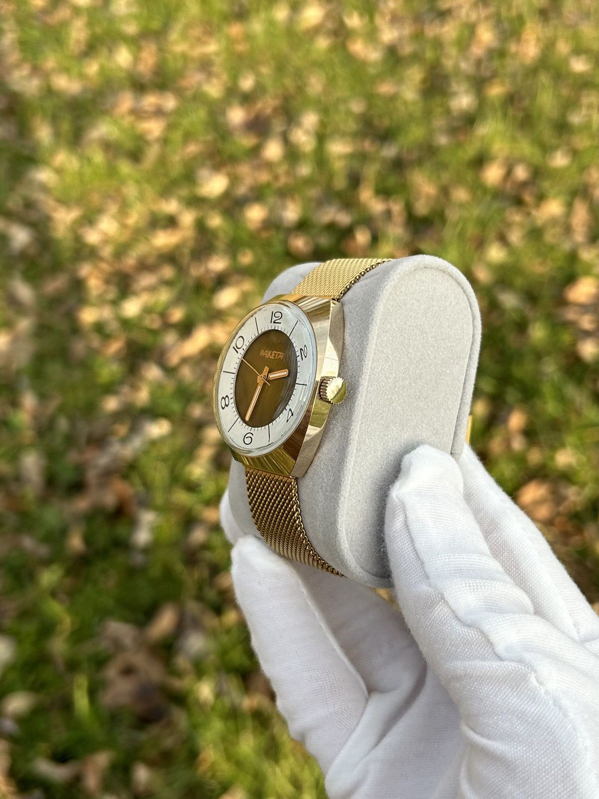 Vintage Vintage Watch Raketa Mechanical Made in USSR Authentic 1980s Size ONE SIZE - 6 Thumbnail