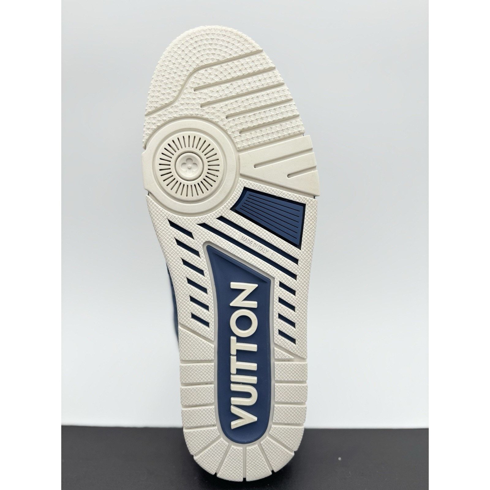 Louis Vuitton Louis Vuitton Trainer Strap ' Blue Crocodile ' | EXCELLENT! Size US 9.5 / EU 42-43 - 13 Thumbnail