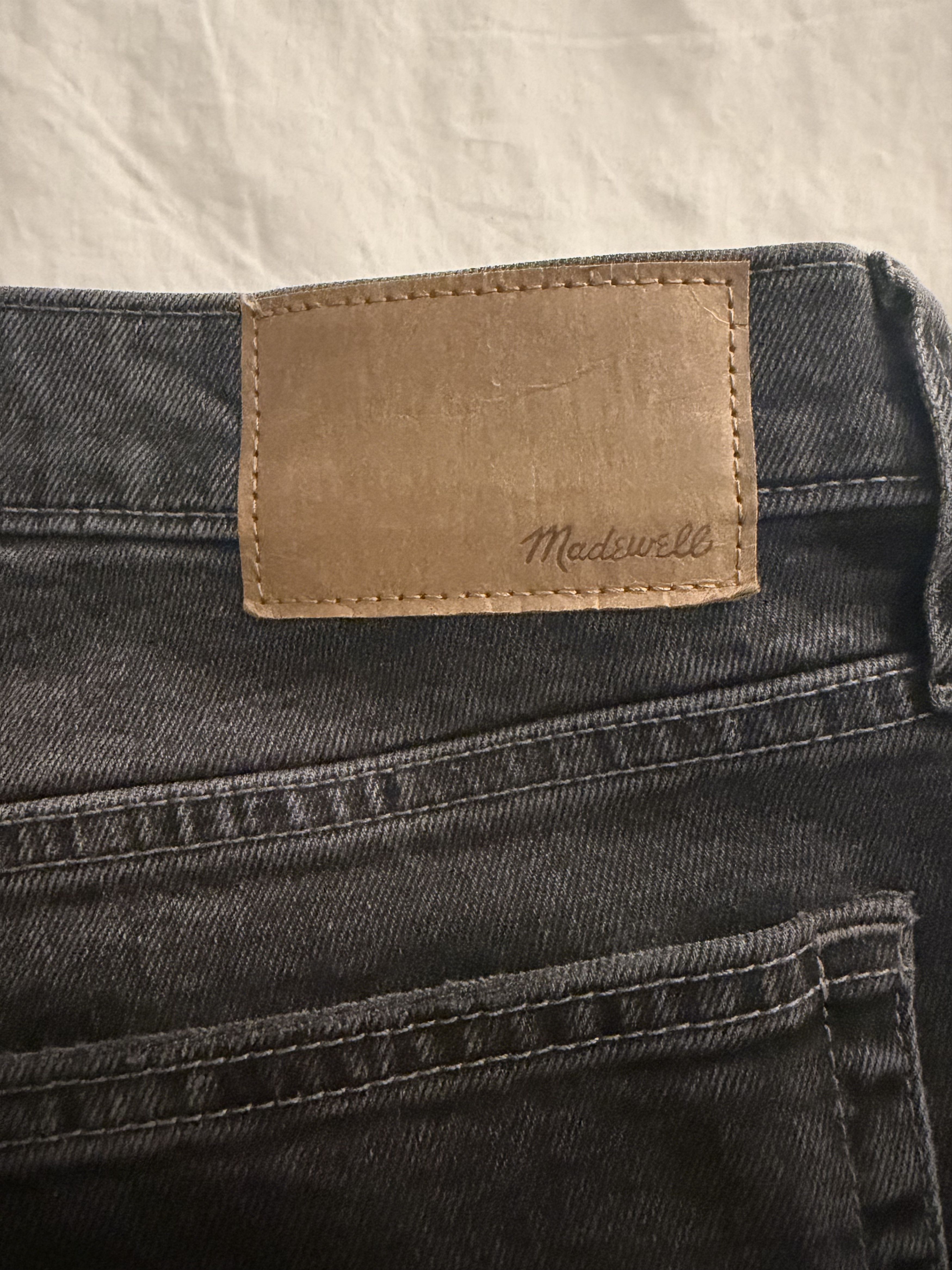 Madewell Madewell Relaxed Taper Gray Jeans Size US 32 / EU 48 - 3 Thumbnail