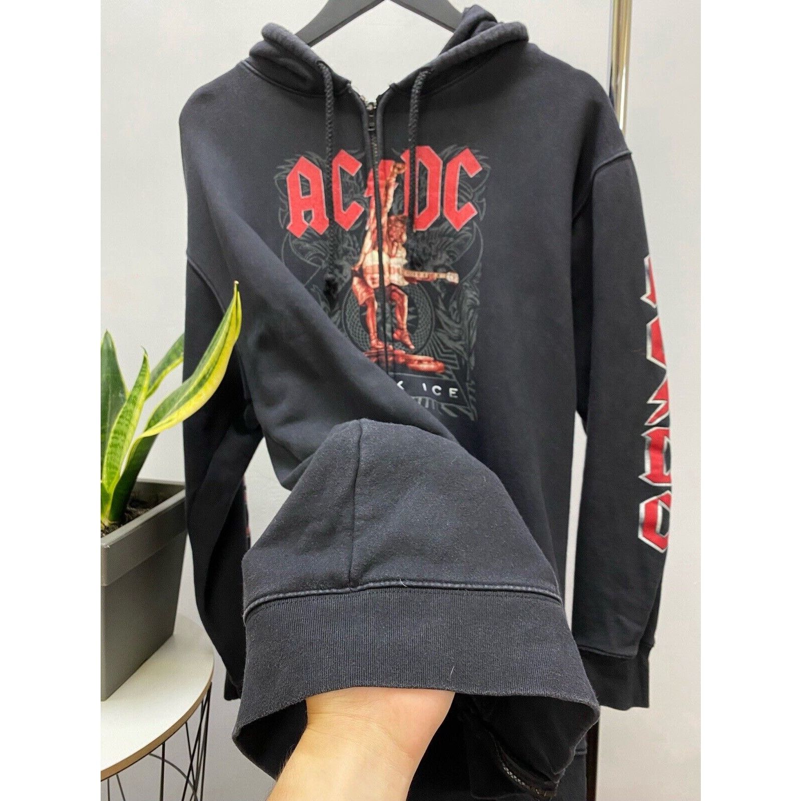 AC/DC × Vintage AC/DC Black Ice 2000s Zip Up Hoodie Promo Album Faded XL Size US XL / EU 56 / 4 - 11 Thumbnail