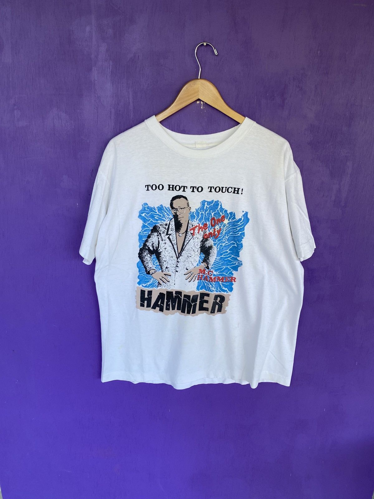 Vintage 90s MC Hammer too hot to touch t-shirt