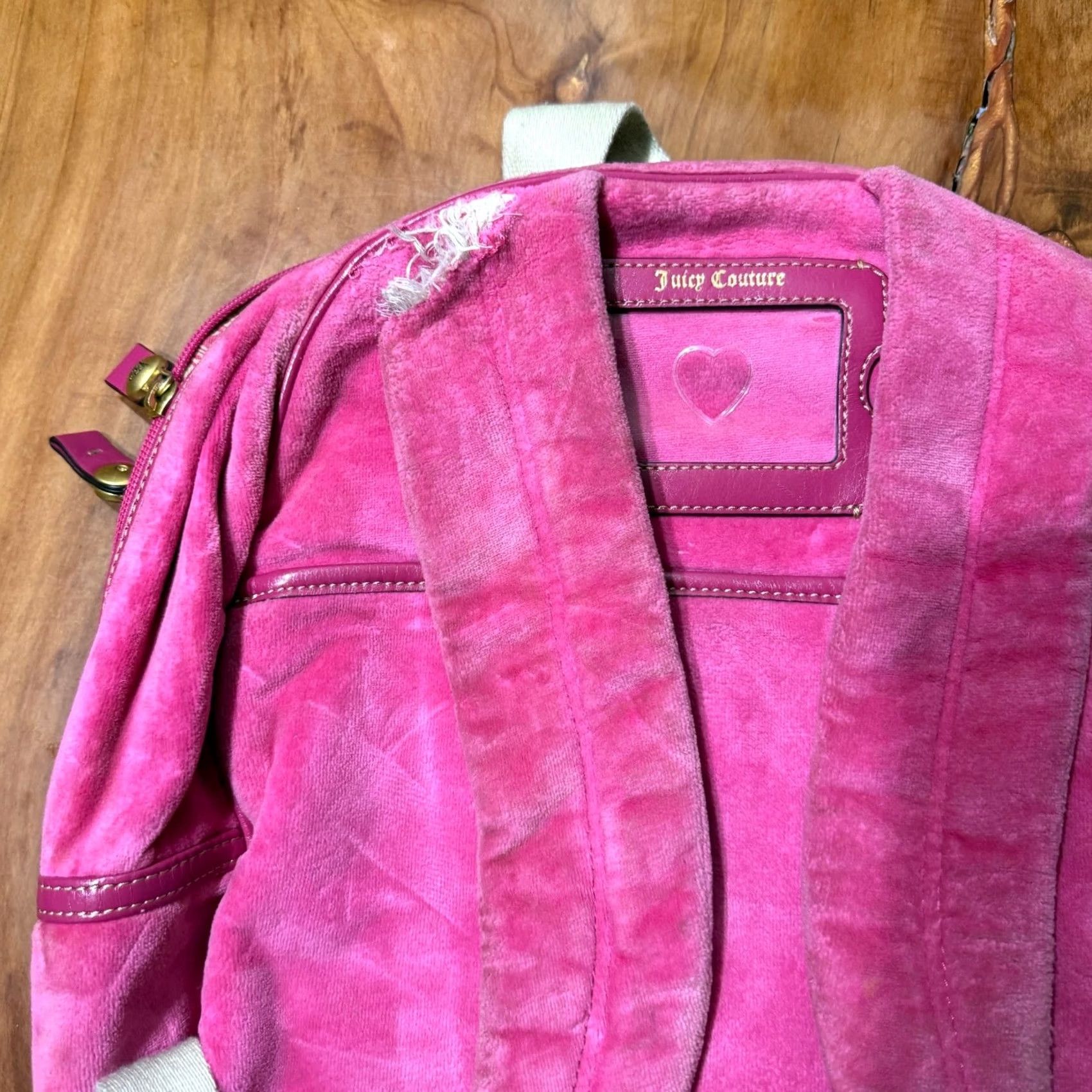 Juicy Couture VINTAGE Juicy Couture Backpack Bag Embroidered Velour 2000's Velvet Candy Pink Womens Medium Bag Backpack Size ONE SIZE - 5 Thumbnail