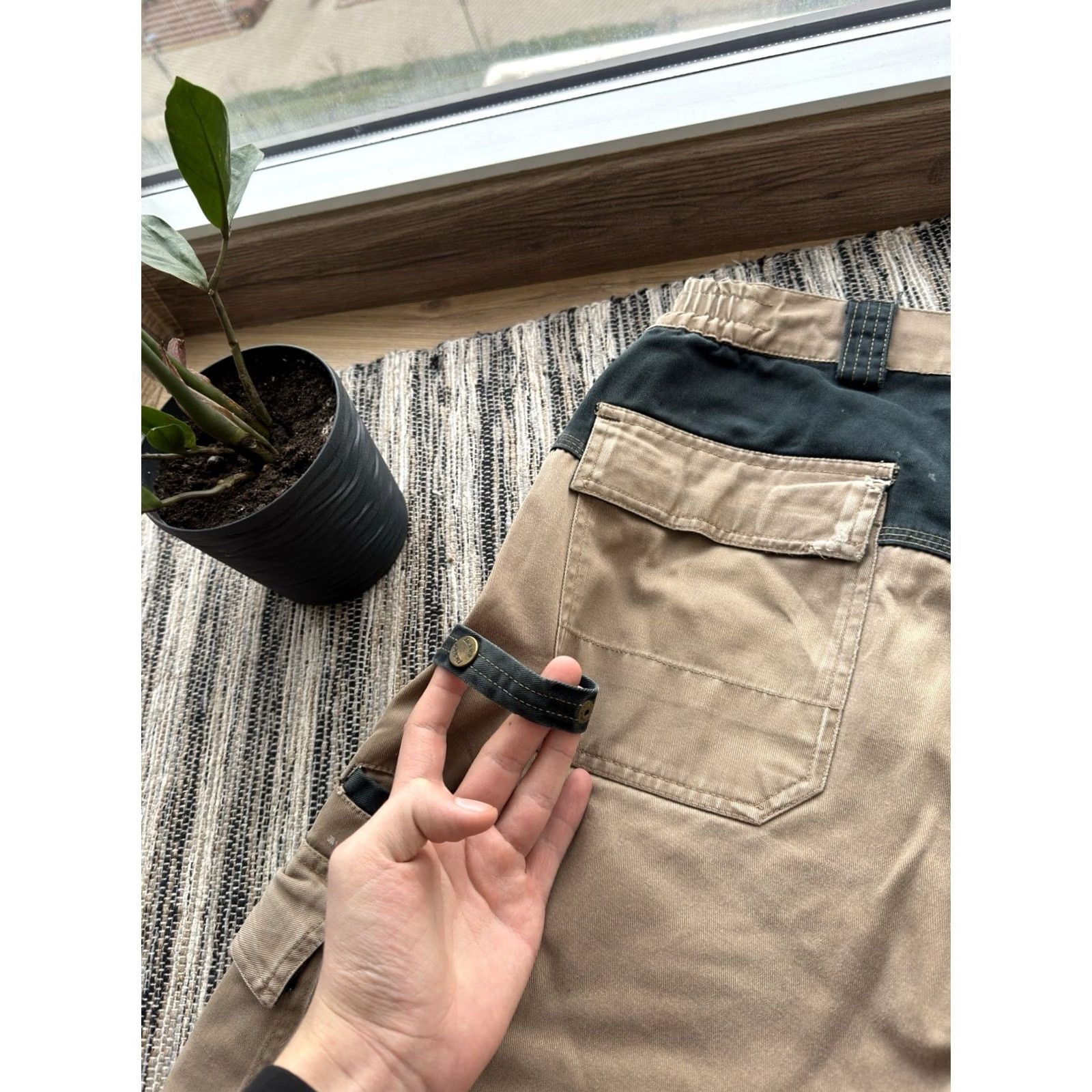 Dickies Dickies Carpenter Cargo Y2K Distressed Beige vintage Pants Size 34 Man L Mens Cargo Pants 34 Beige 90s Streetwear Workwear Vintage Dickies Size US 34 / EU 50 - 5 Thumbnail