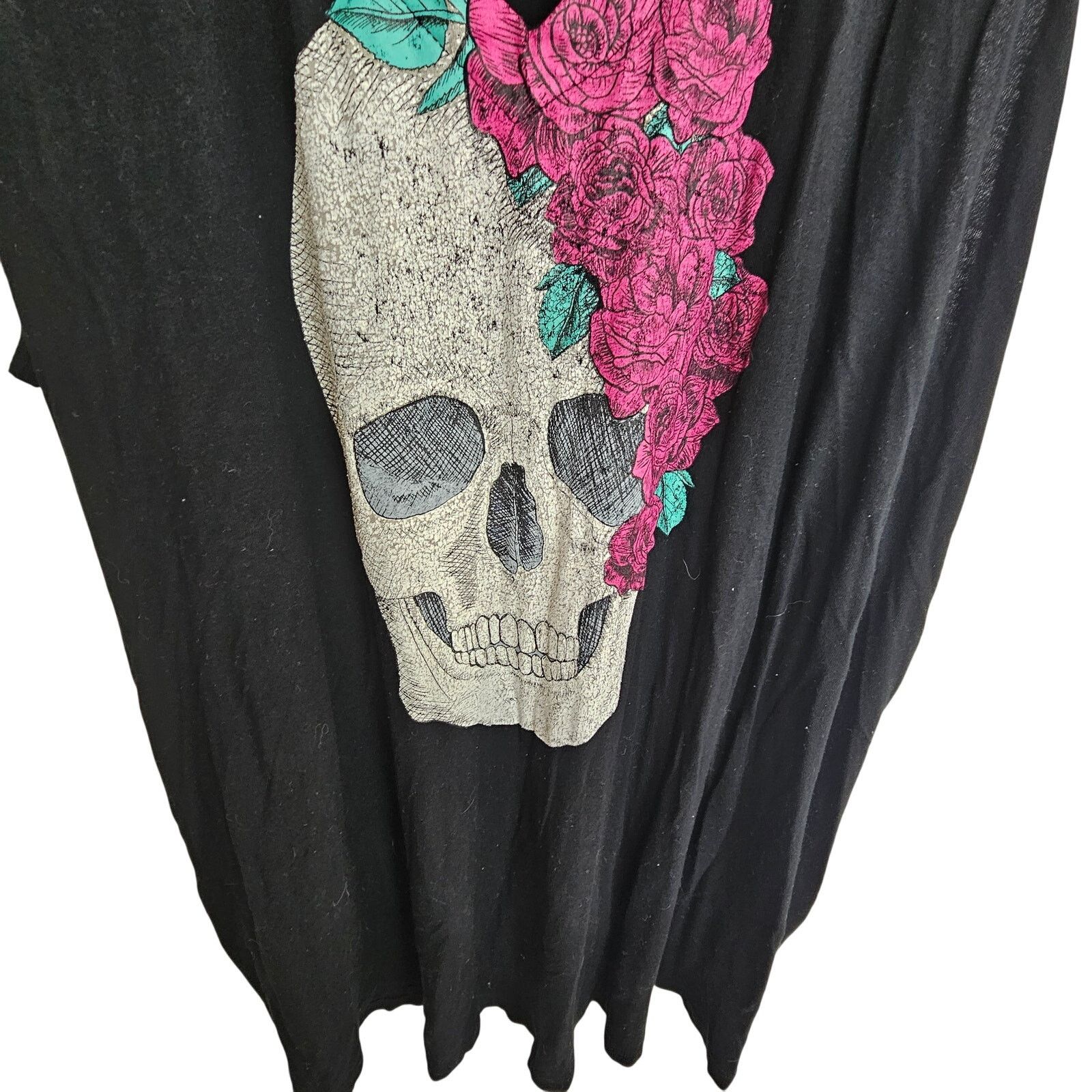 Torrid Torrid Super Soft Knit Skull Roses Tank Size 3X Halloween Size 3XL / US 20-22 - 3 Thumbnail