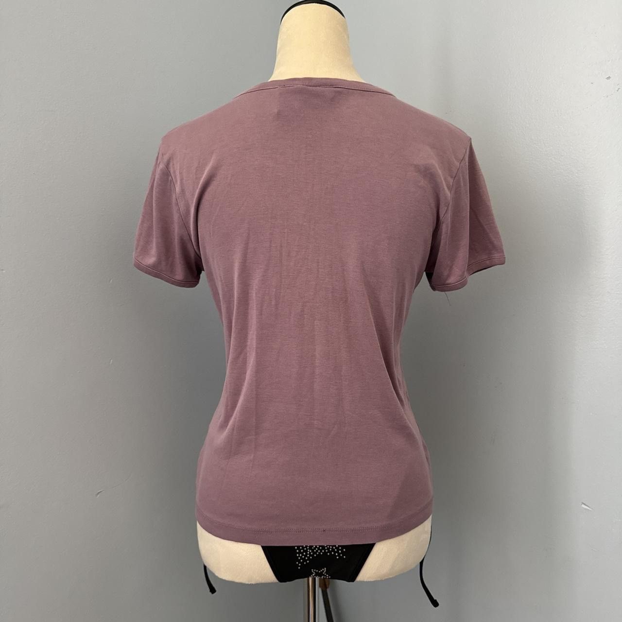 Vintage Purple t shirt with a strawberry patch on the front 🍓 Size M / US 6-8 / IT 42-44 - 3 Thumbnail