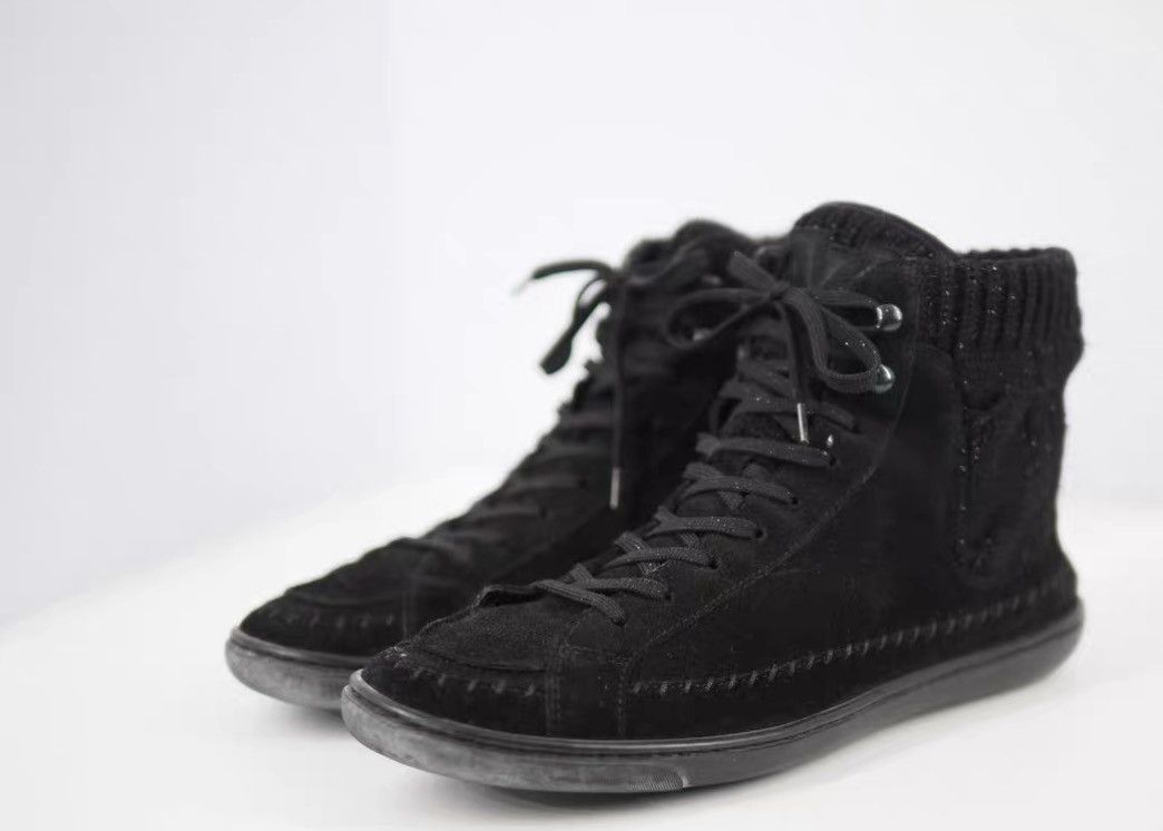 Louis Vuitton LV Black Knit & Suede High-Top Sneakers J16 Size US 6 / IT 36 - 1 Thumbnail