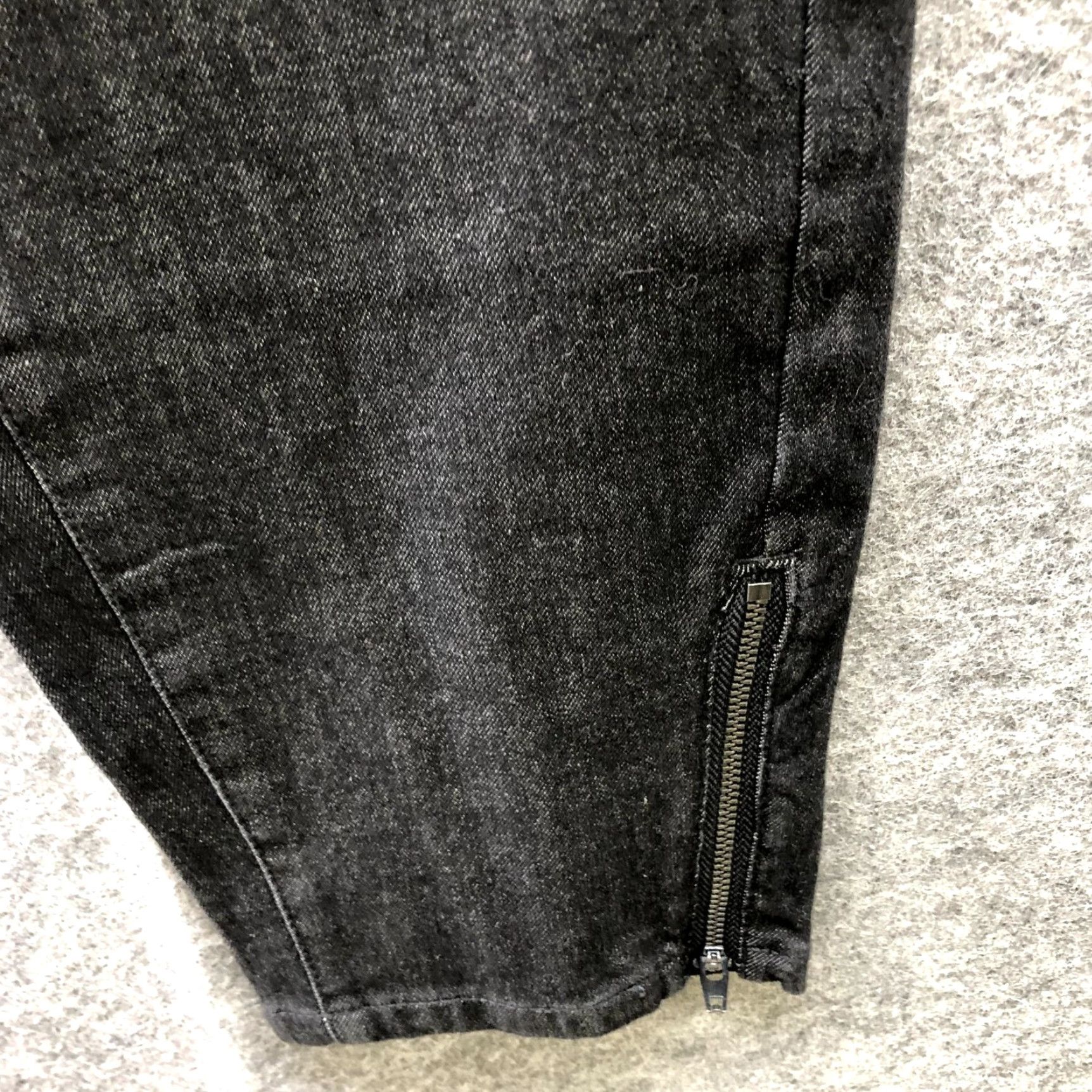 Vintage G.I.L.I. Skinny Jeans 22W Black Stretch Zip Ankle High Rise Womens Size 40" / US 18 - 5 Thumbnail