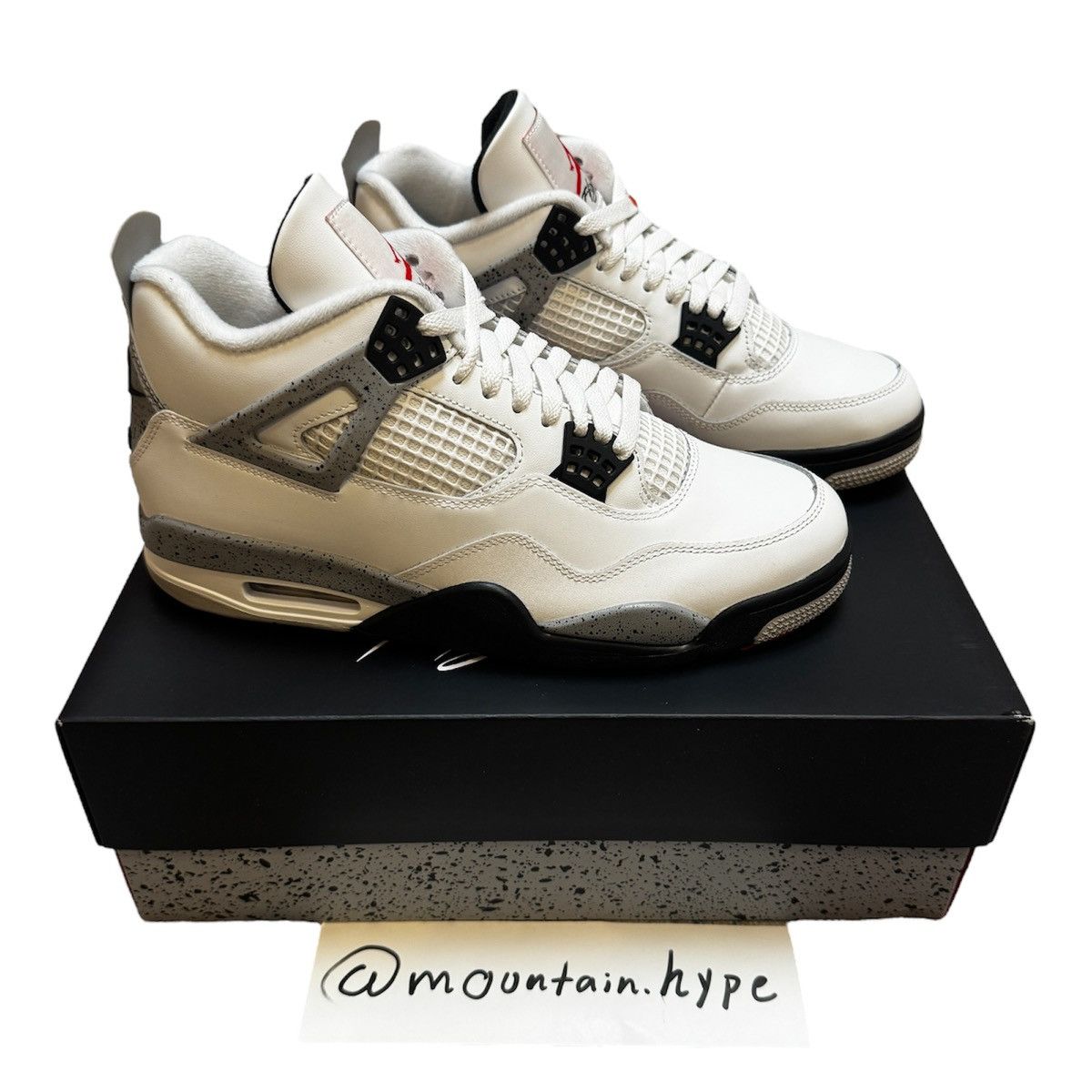 Jordan Brand × Nike Jordan 4 Retro White Cement 2025 Size US 9.5 / EU 42-43 - 3 Thumbnail