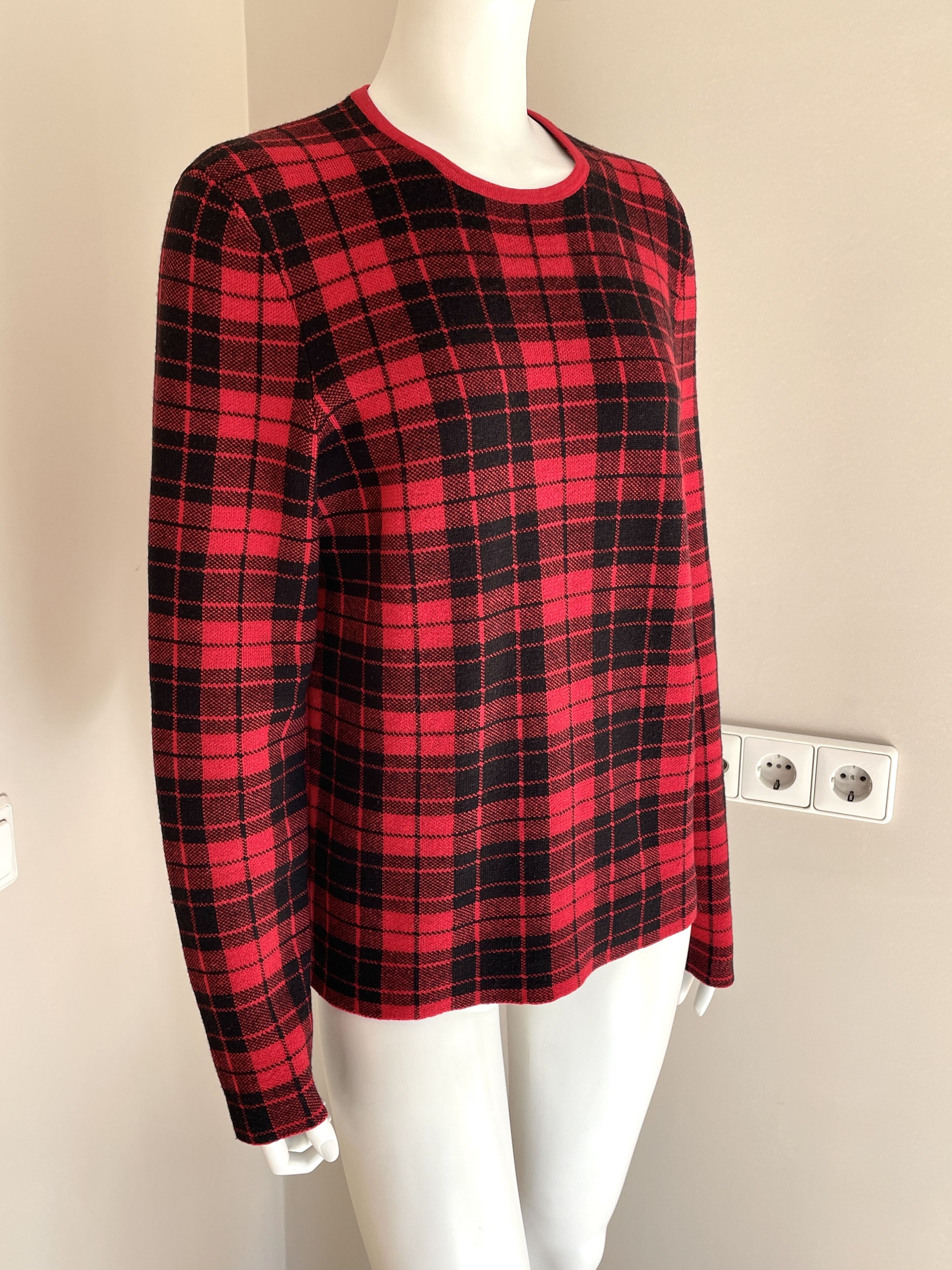 Hugo Boss unisex tartan sweater Size M / US 6-8 / IT 42-44 - 3 Thumbnail