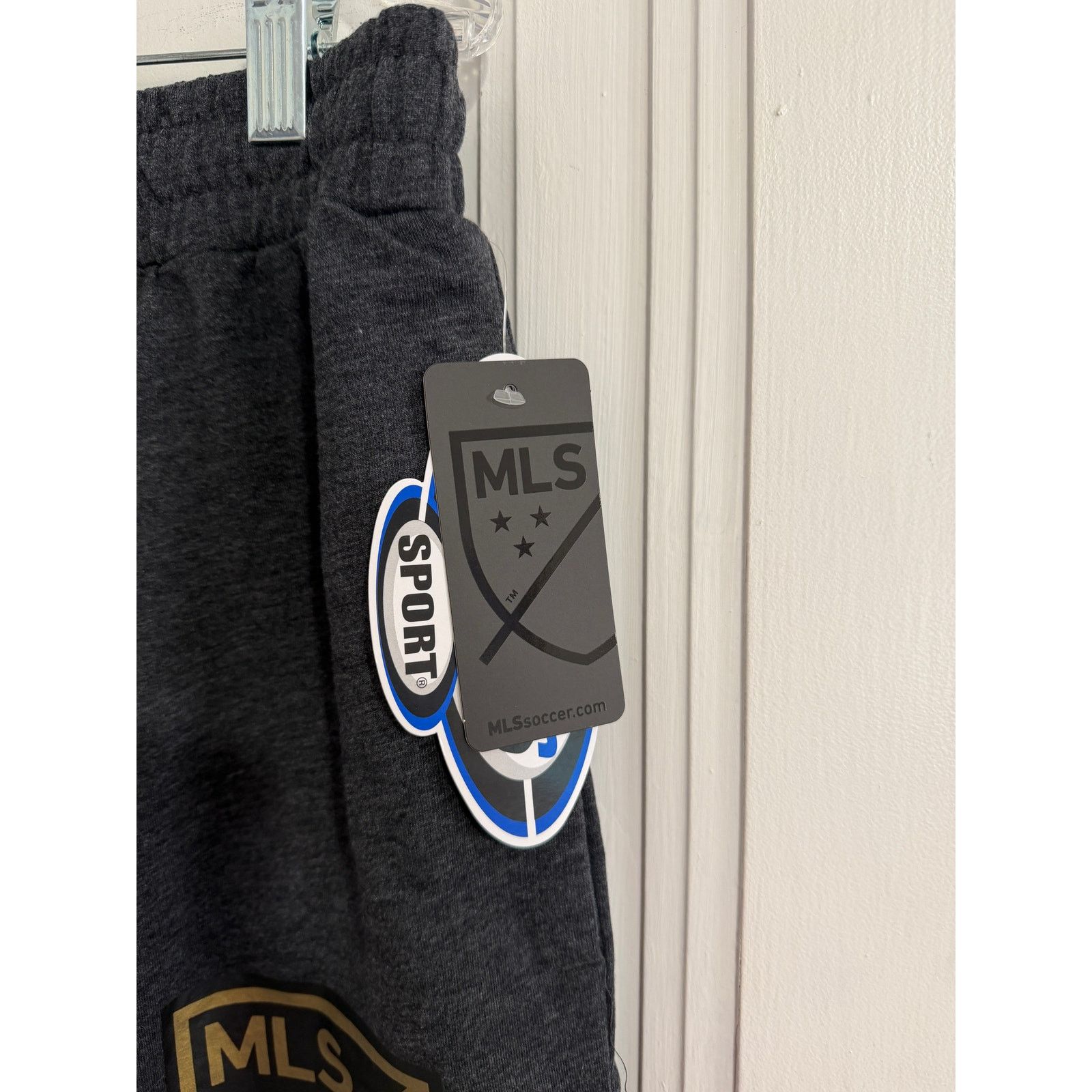 Other NWT Atlanta United FC AUFC MLS Soccer Shorts Men's Size L Size US 32 / EU 48 - 4 Thumbnail