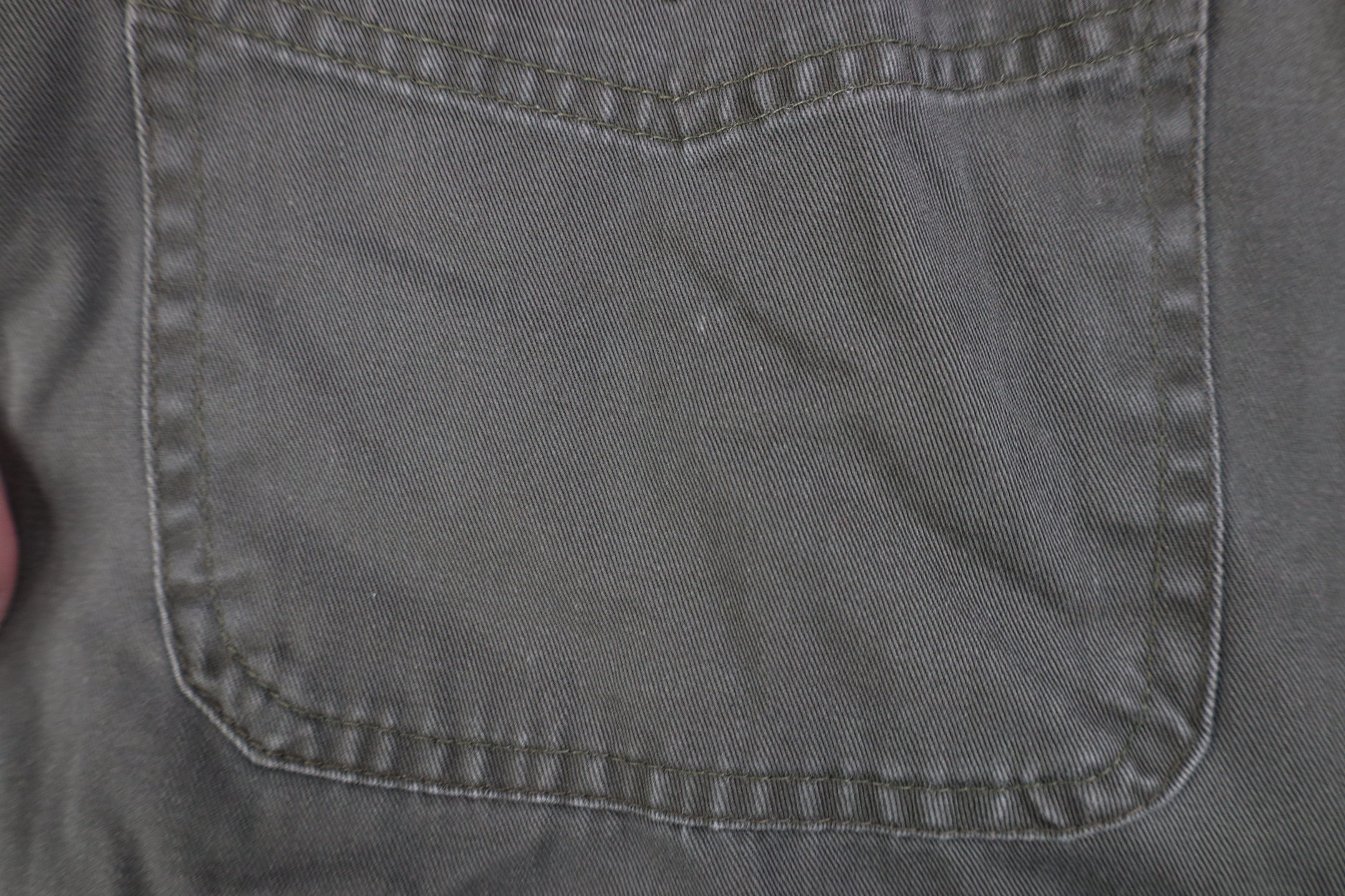 Vintage Vintage 90s Las Vegas Nevada Collared Button Down Shirt Size US XL / EU 56 / 4 - 5 Thumbnail