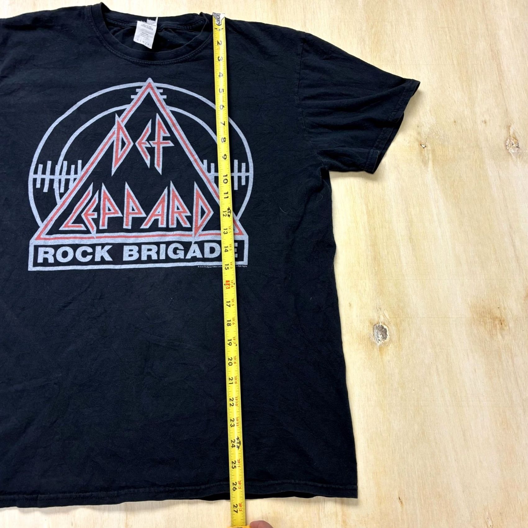 Gildan Gildan Def Leppard Shirt Mens L Black Rock Brigade Graphic Tee T-Shirt Size US L / EU 52-54 / 3 - 6 Thumbnail